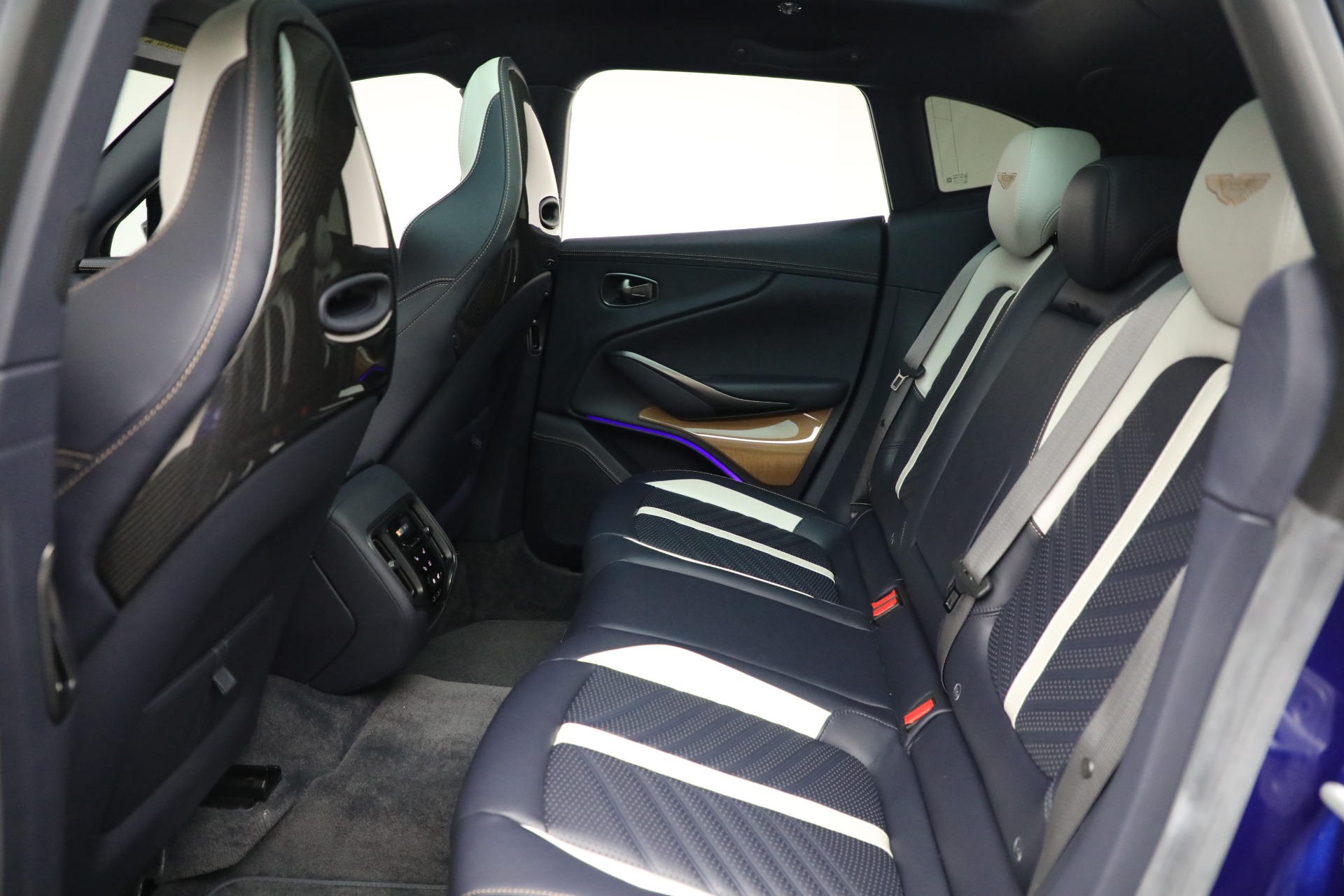 Used-2024-Aston-Martin-DBX-707