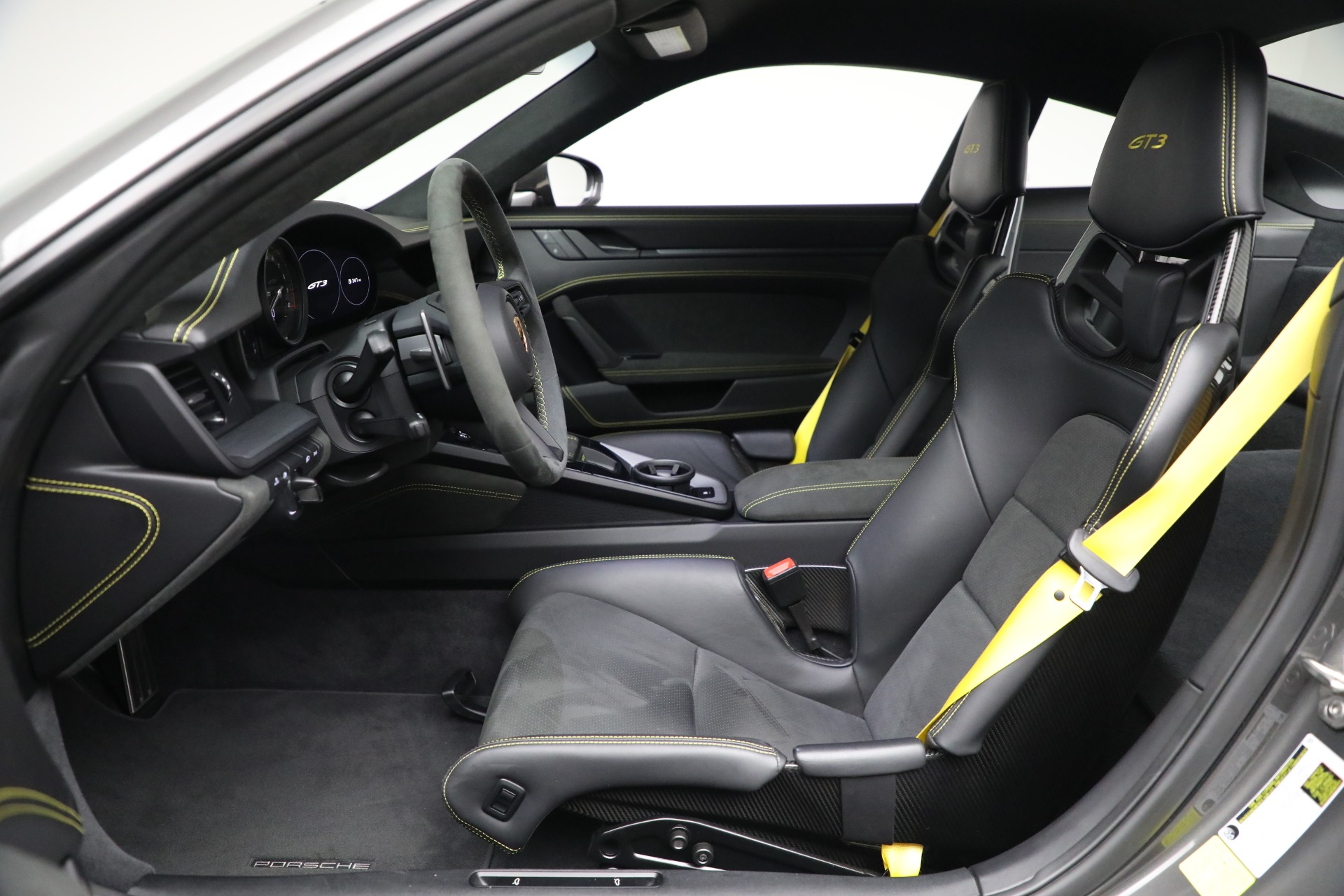 Used-2022-Porsche-911-GT3