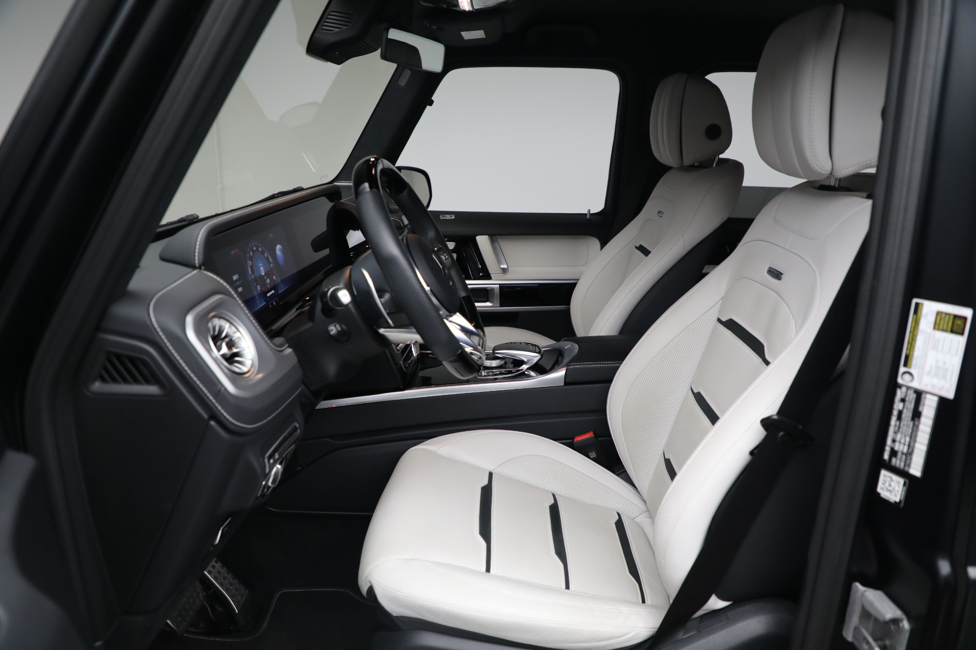 Used-2024-Mercedes-Benz-G-Class-AMG-G-63