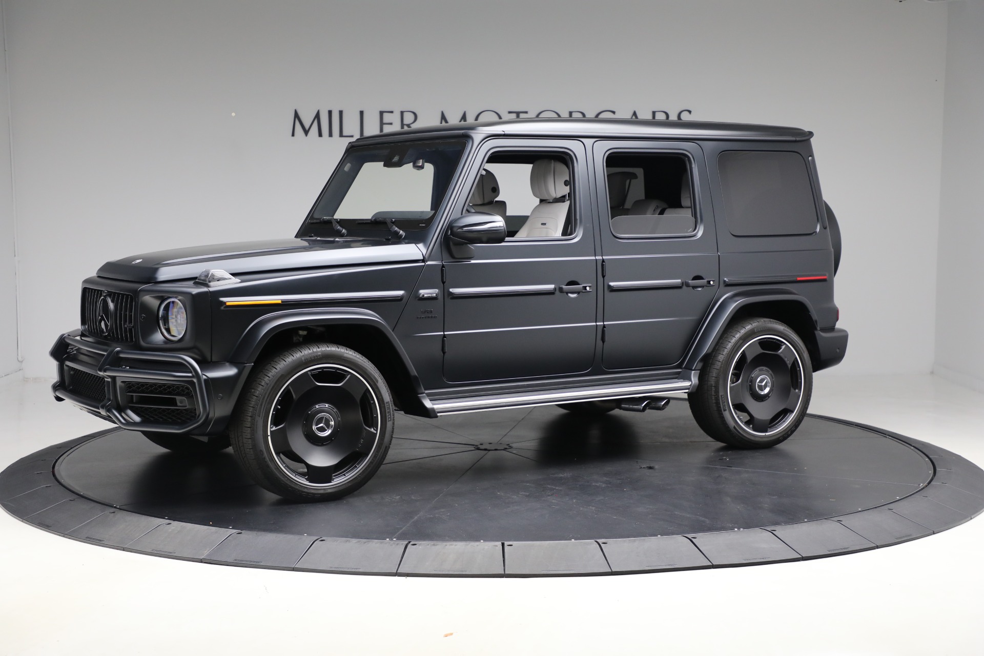 Used-2024-Mercedes-Benz-G-Class-AMG-G-63