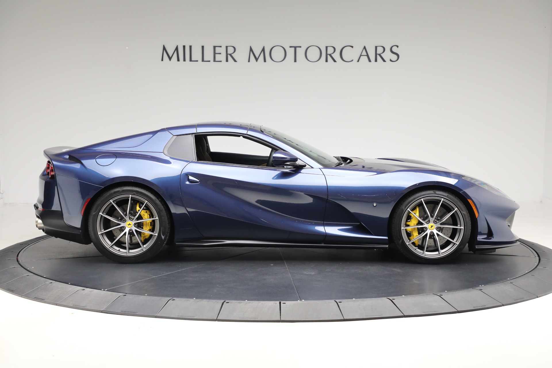 Used-2022-Ferrari-812-GTS