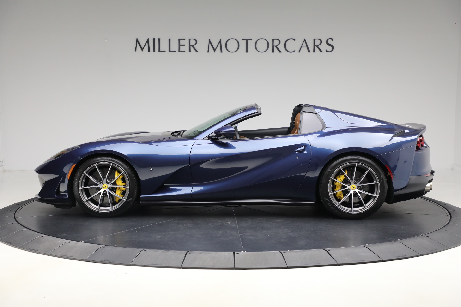 Used-2022-Ferrari-812-GTS