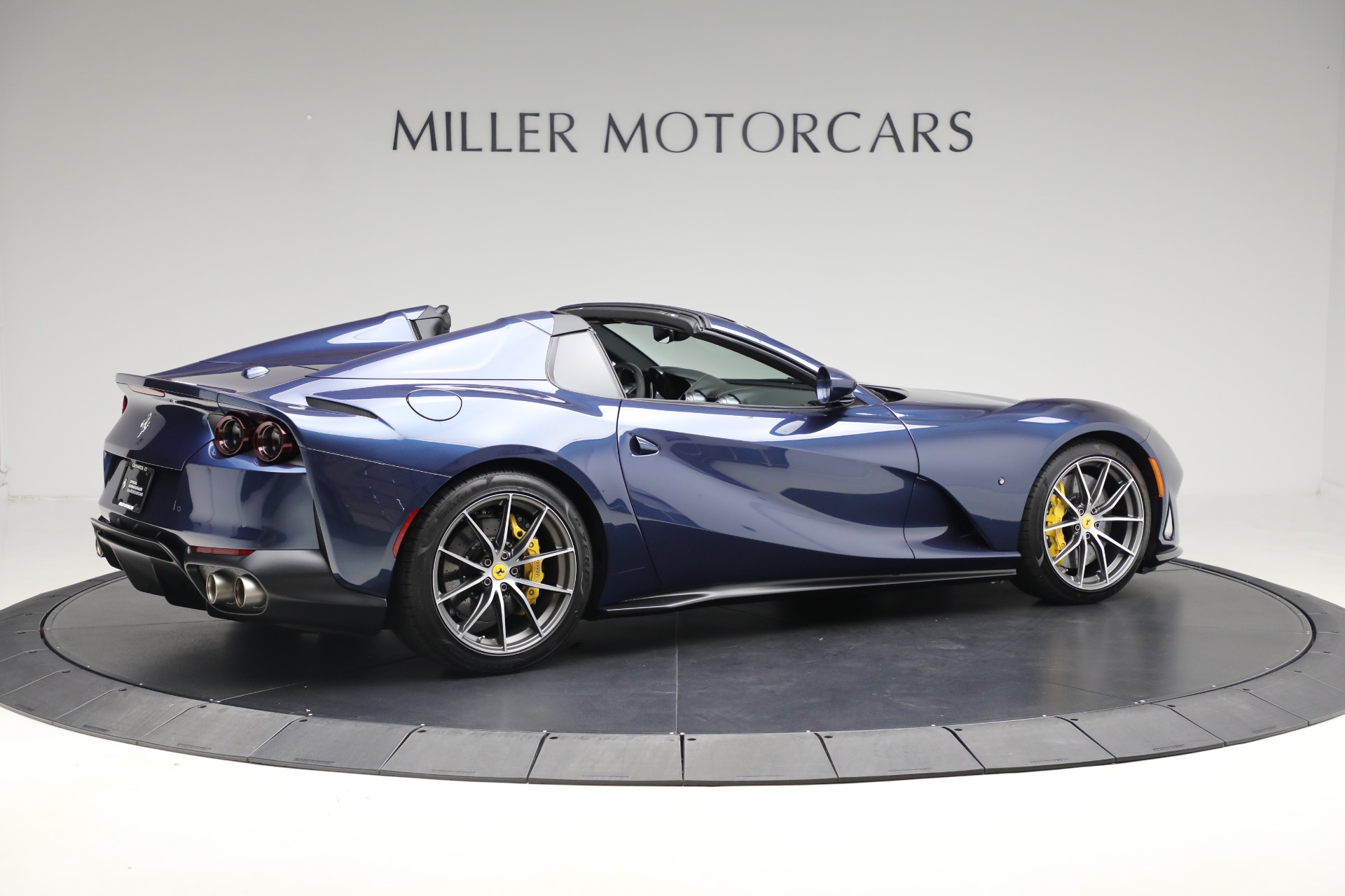 Used-2022-Ferrari-812-GTS