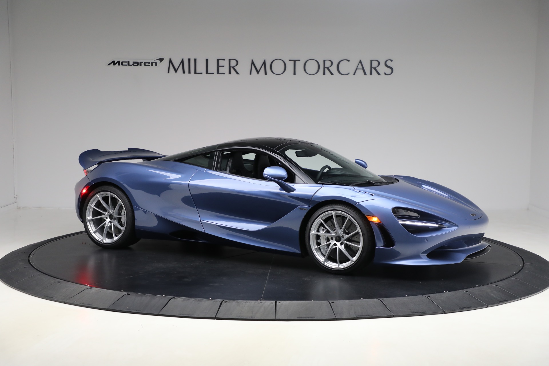 Used-2026-McLaren-750S-TechLux