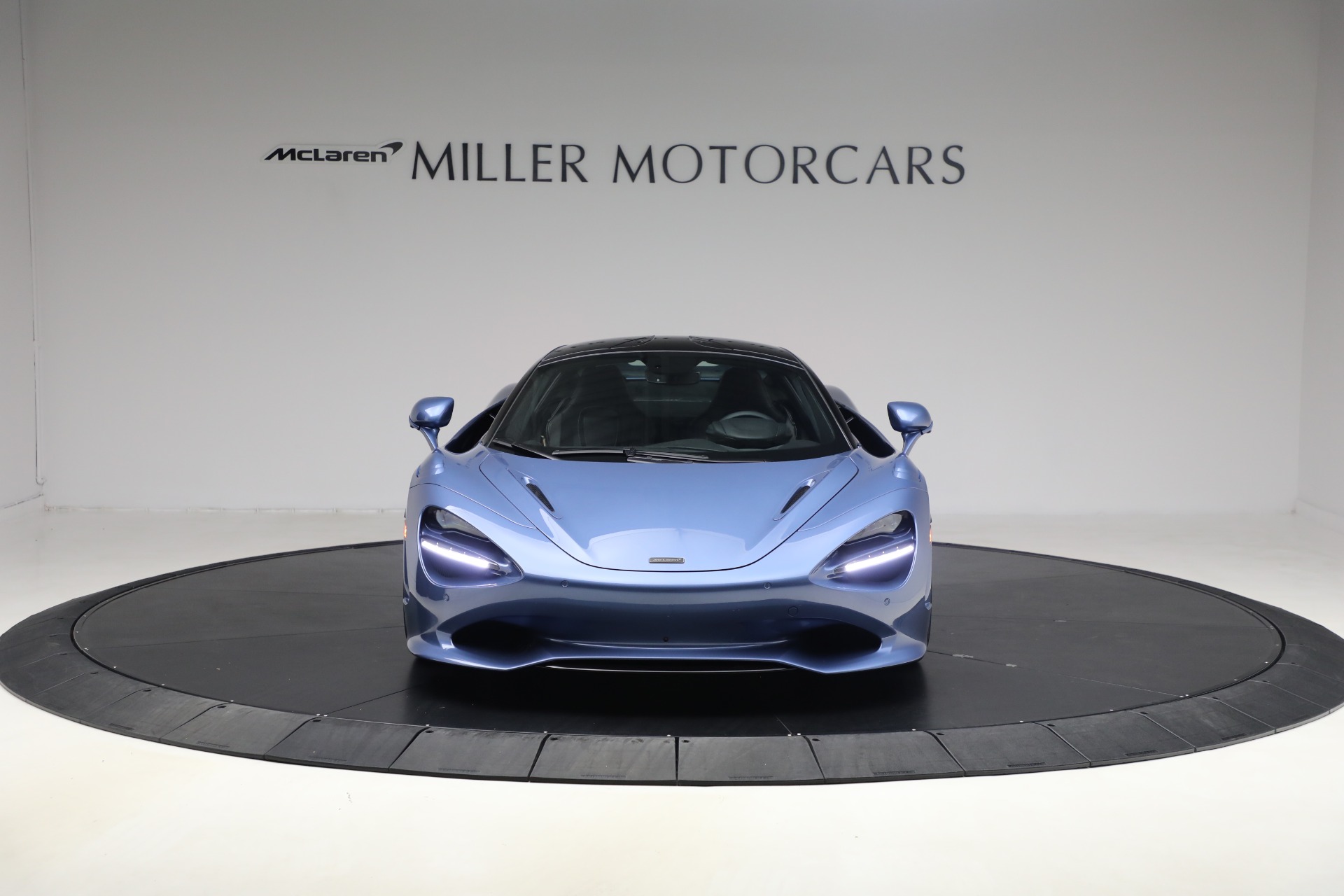 Used-2026-McLaren-750S-TechLux