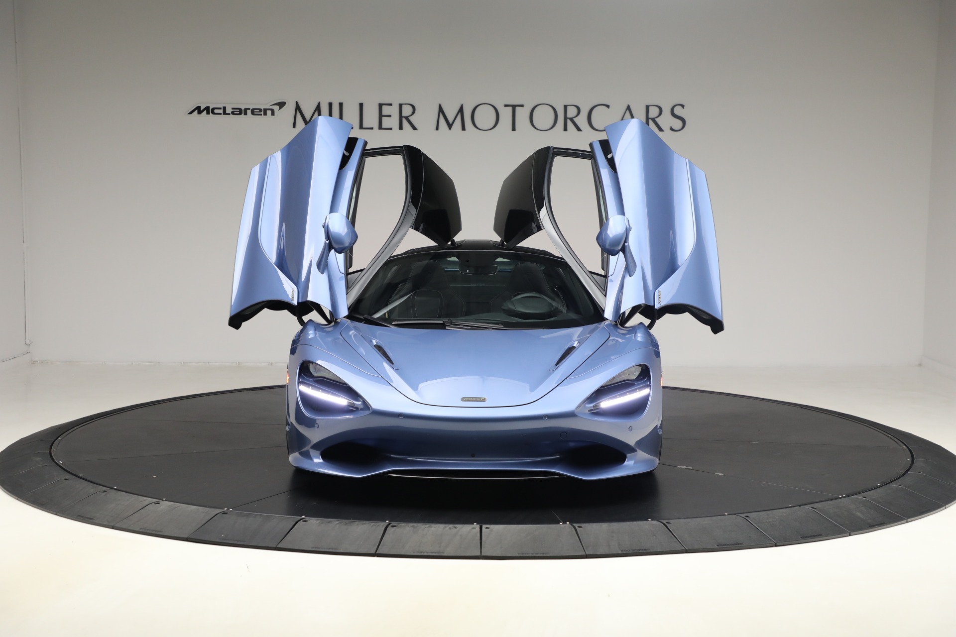Used-2026-McLaren-750S-TechLux