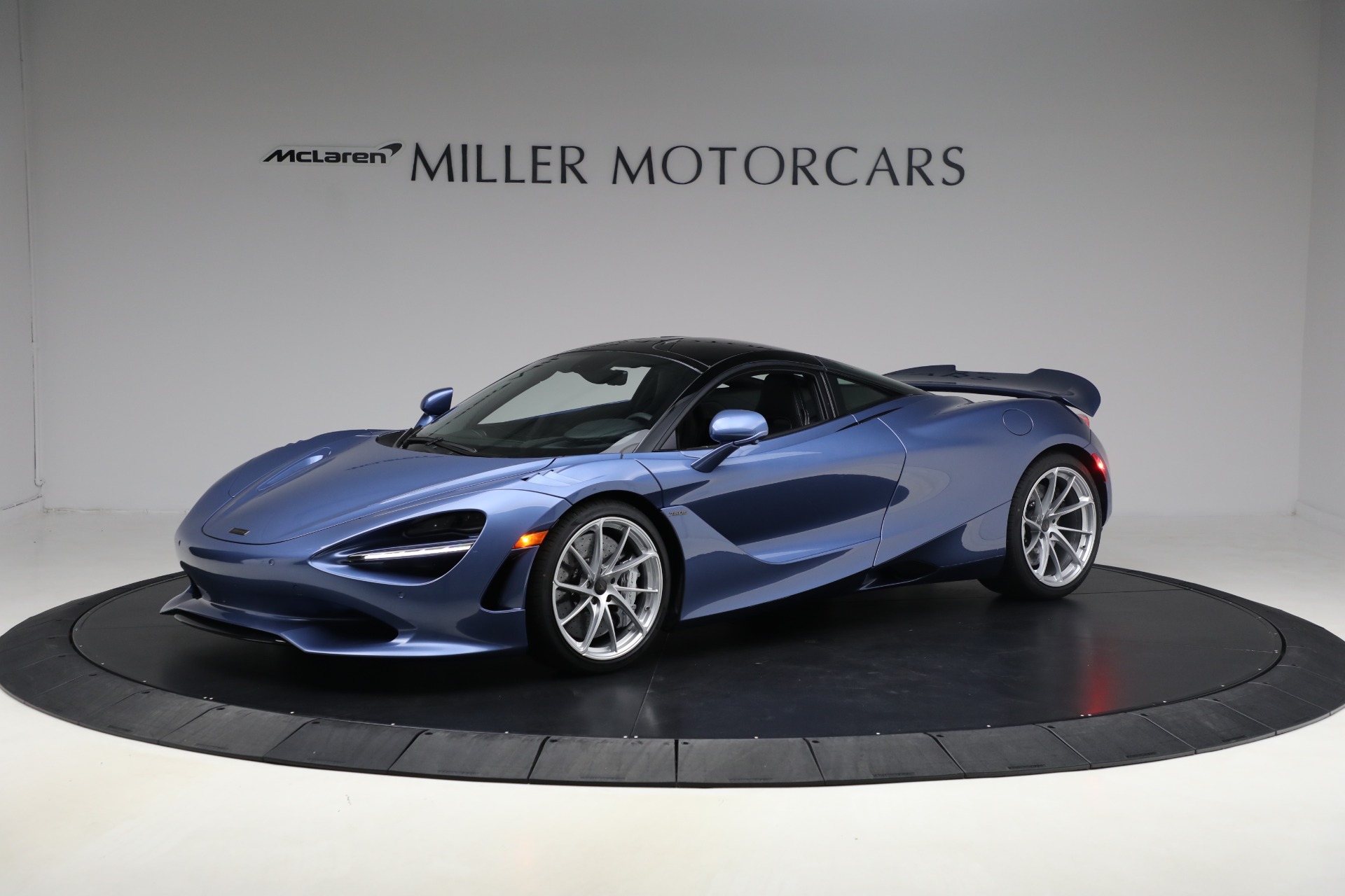 Used-2026-McLaren-750S-TechLux