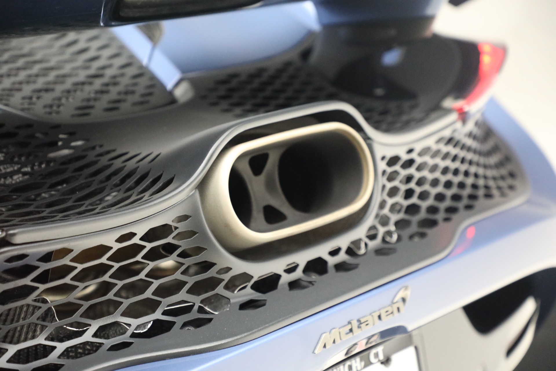 Used-2026-McLaren-750S-TechLux