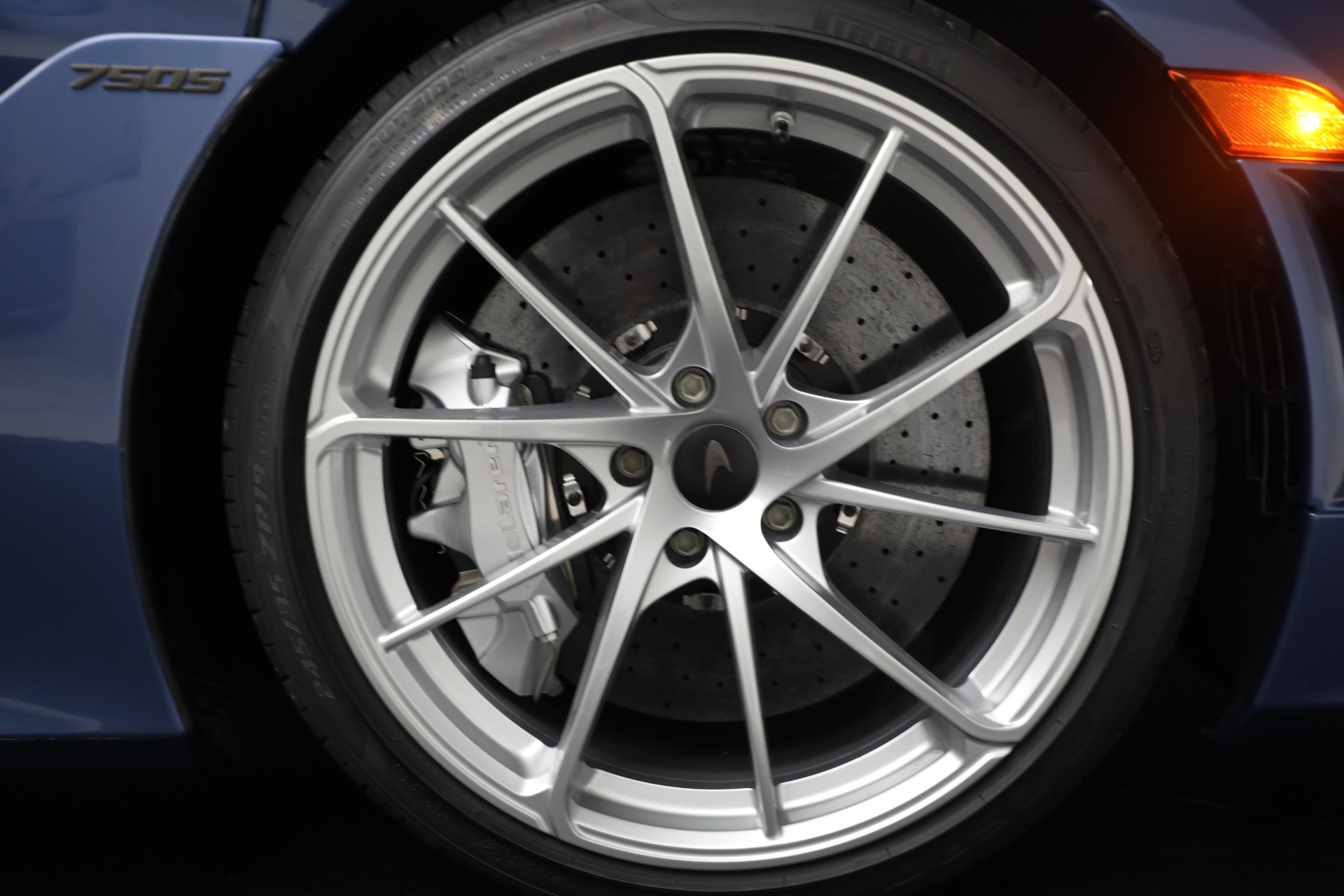 Used-2026-McLaren-750S-TechLux