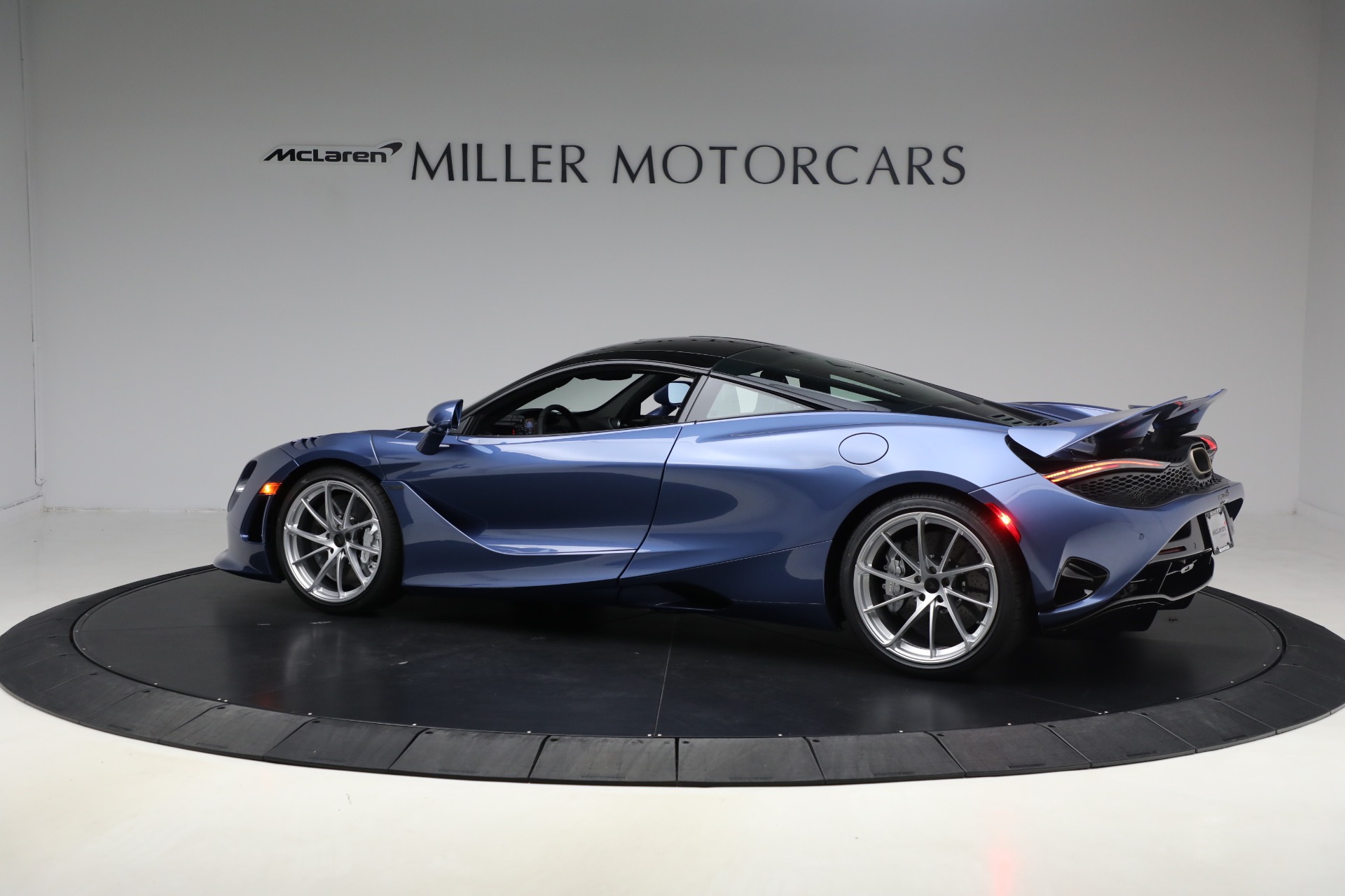 Used-2026-McLaren-750S-TechLux
