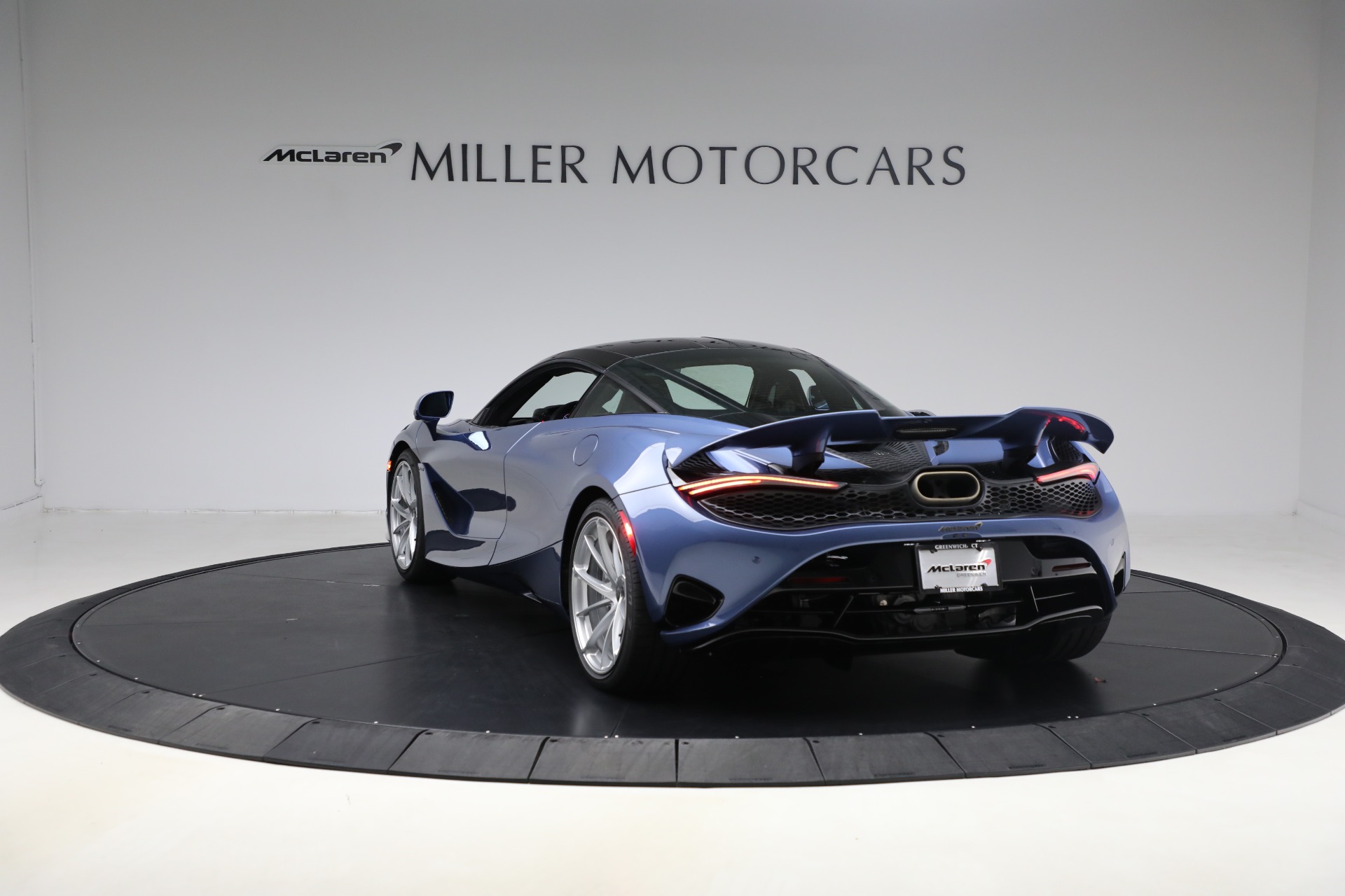 Used-2026-McLaren-750S-TechLux