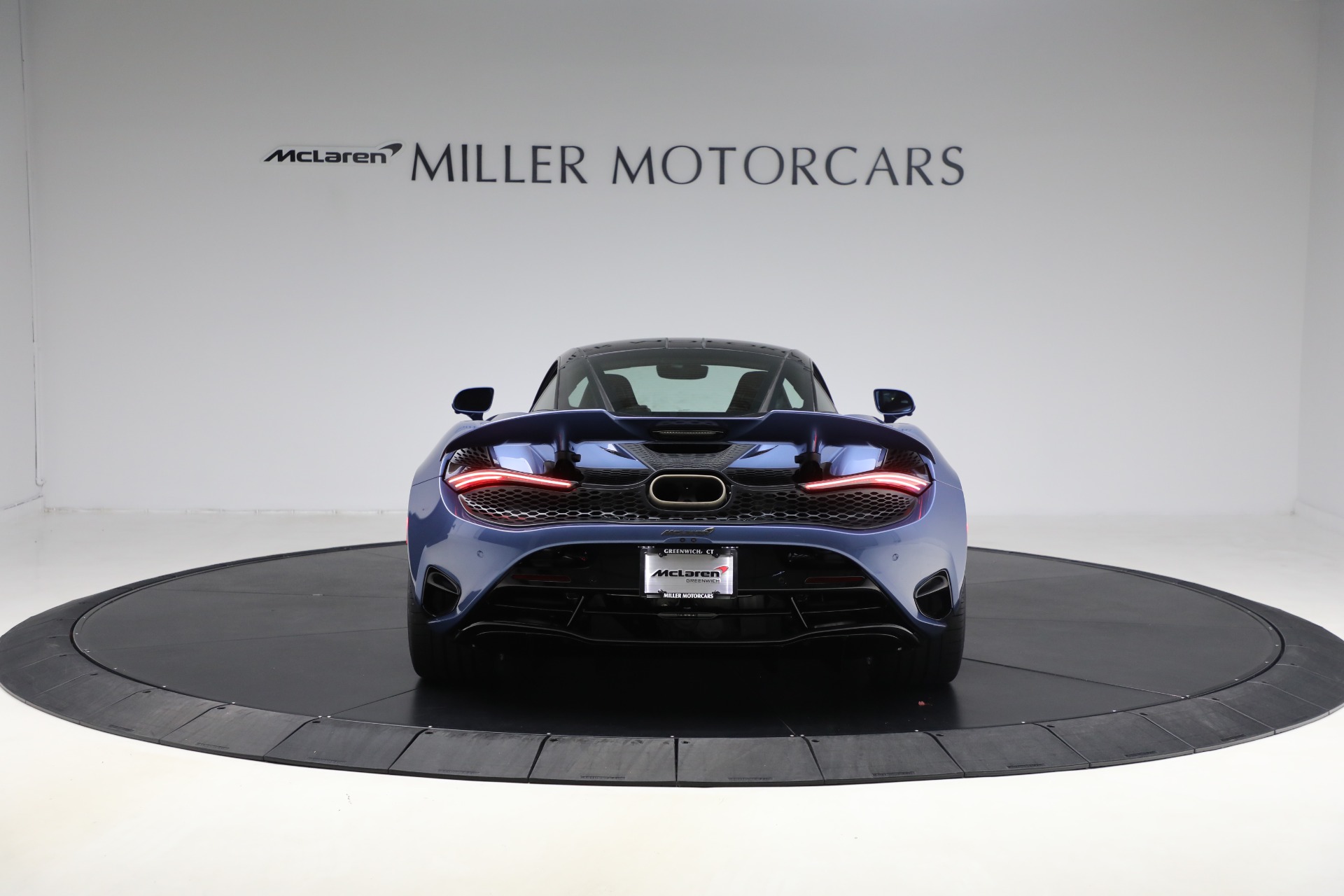 Used-2026-McLaren-750S-TechLux
