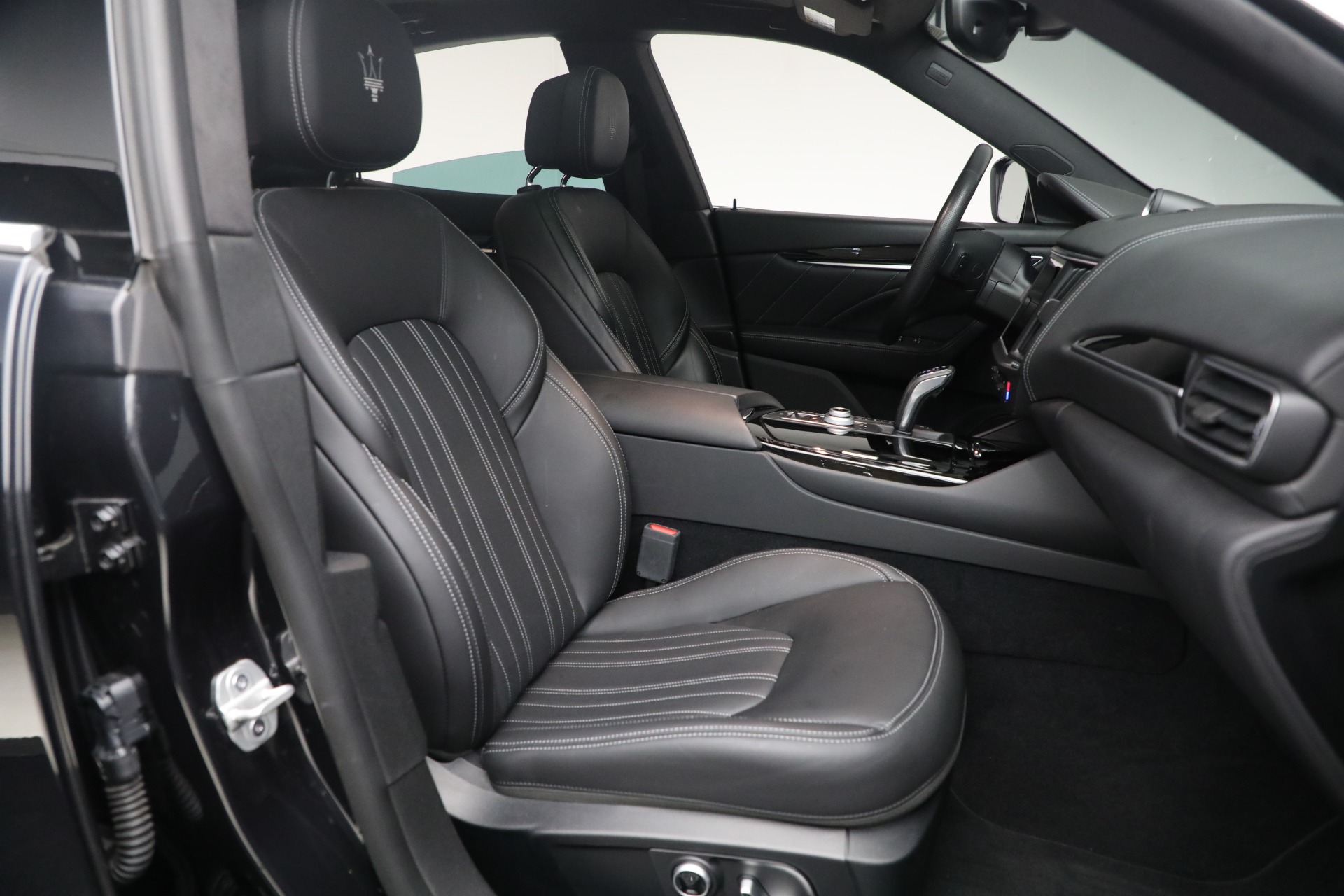 Used-2022-Maserati-Levante-GT