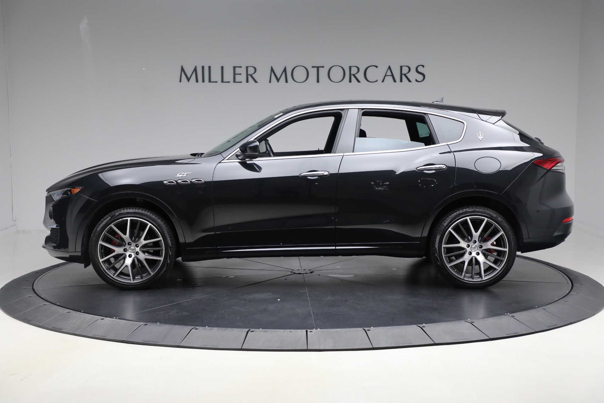 Used-2022-Maserati-Levante-GT