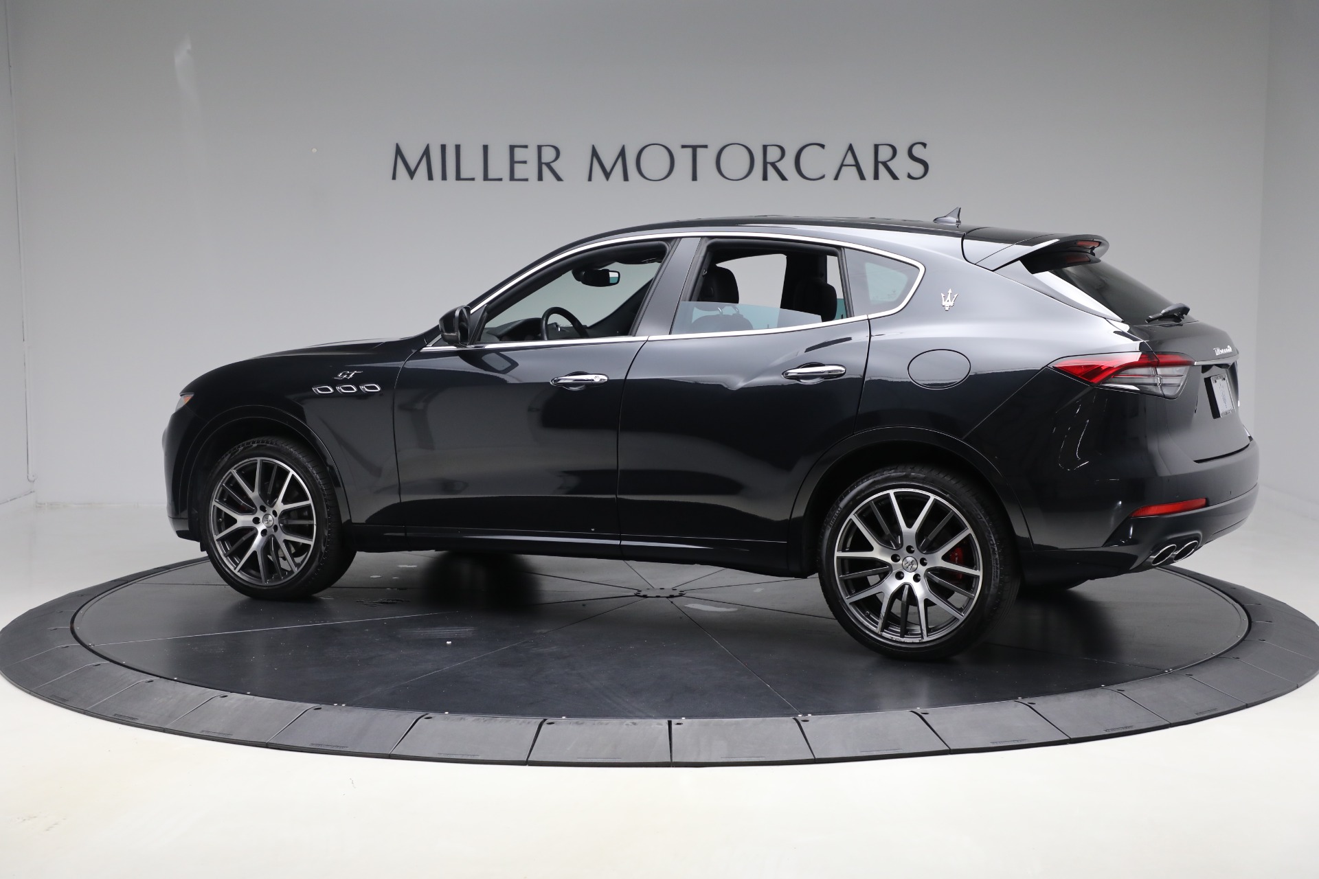Used-2022-Maserati-Levante-GT