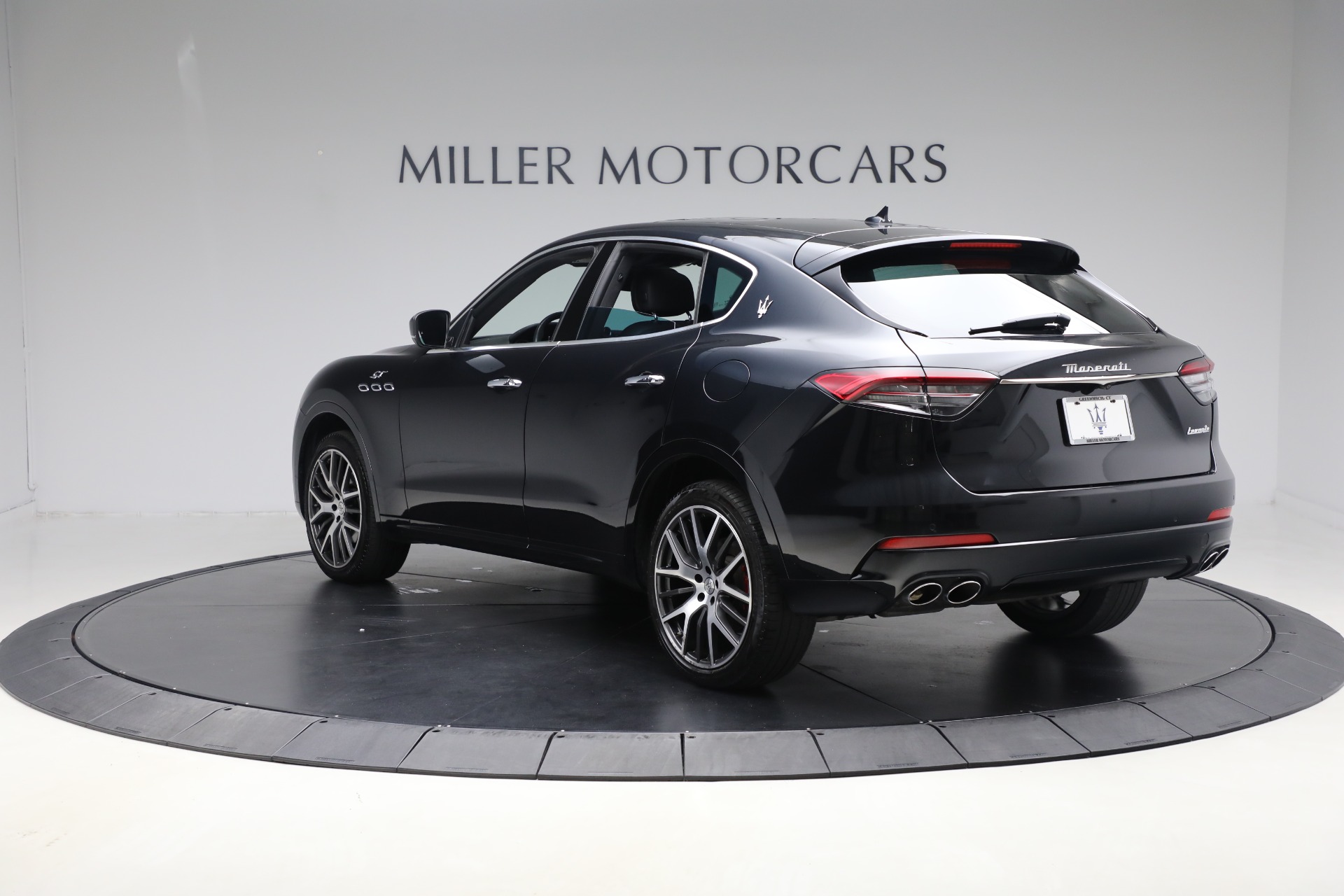 Used-2022-Maserati-Levante-GT