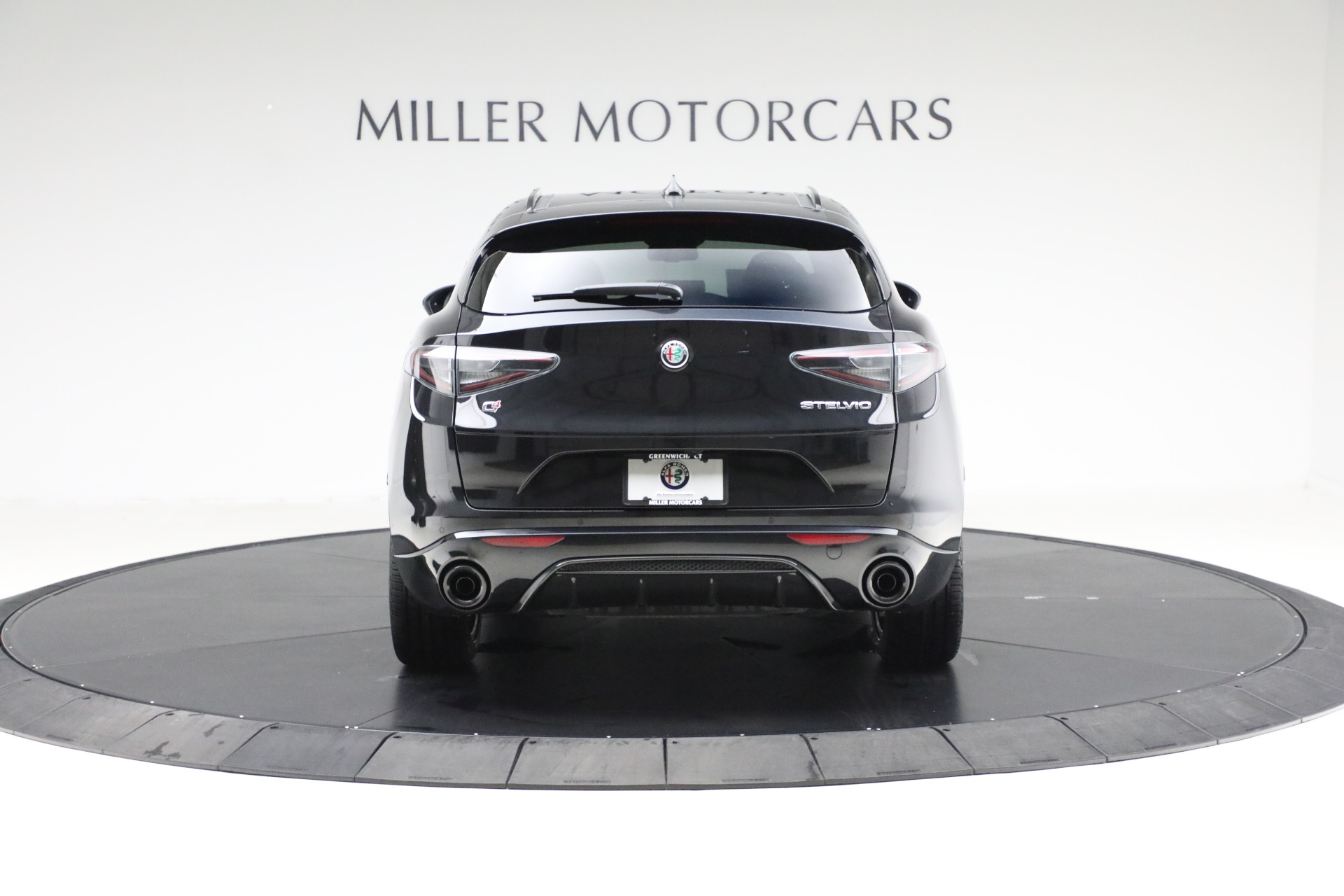 New-2025-Alfa-Romeo-Stelvio-Veloce