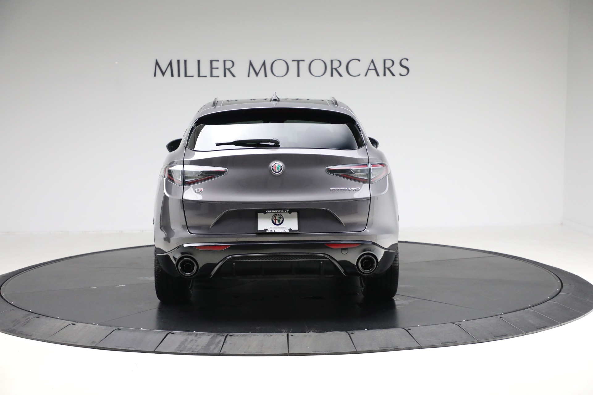 New-2025-Alfa-Romeo-Stelvio-Veloce