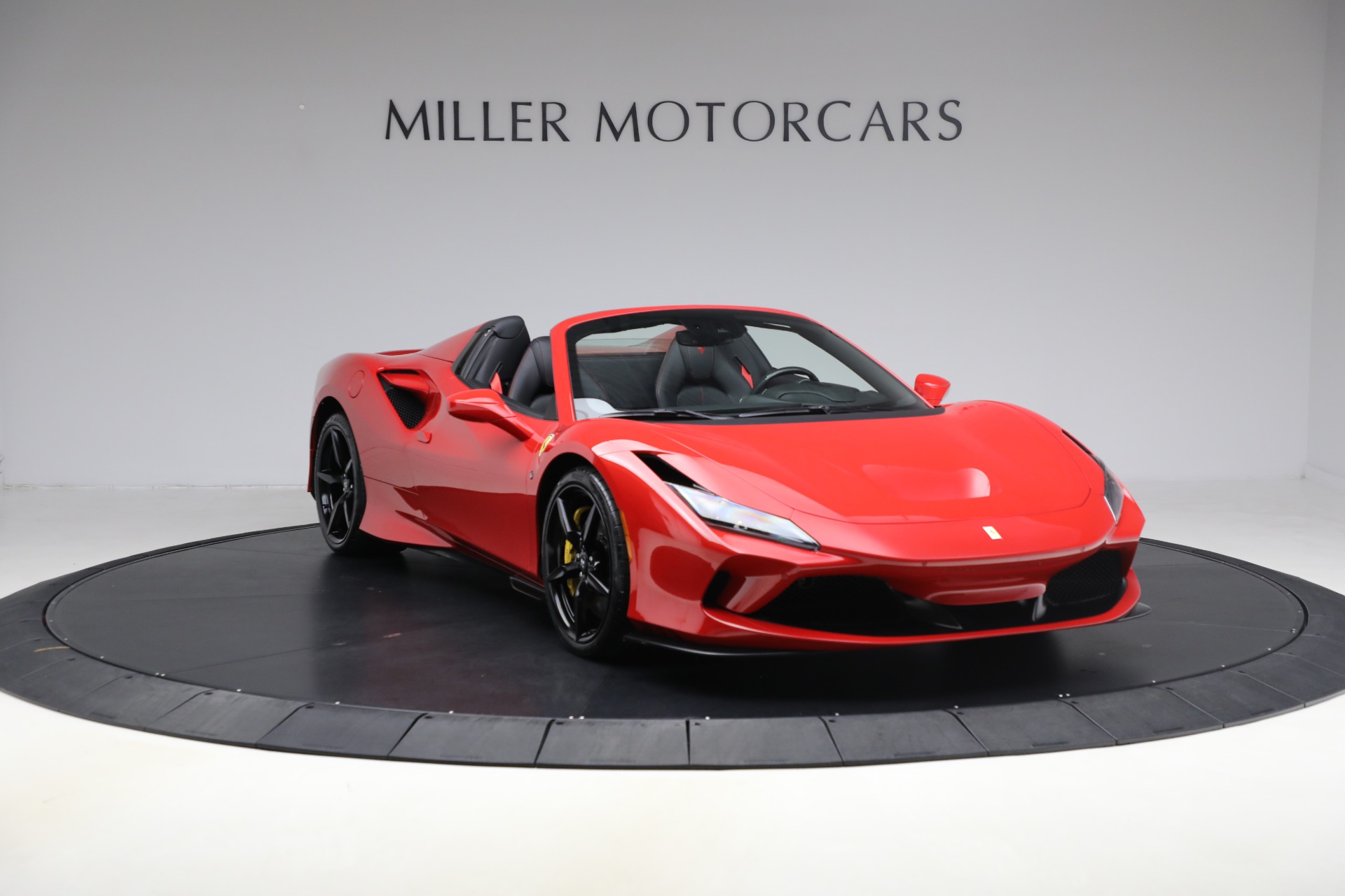 Used-2022-Ferrari-F8-Spider