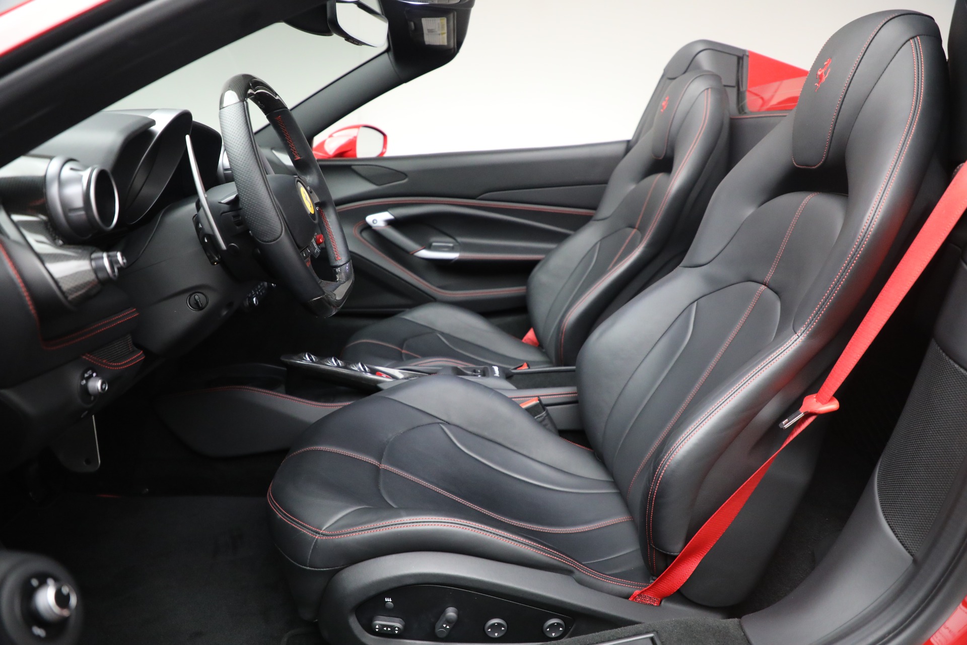 Used-2022-Ferrari-F8-Spider