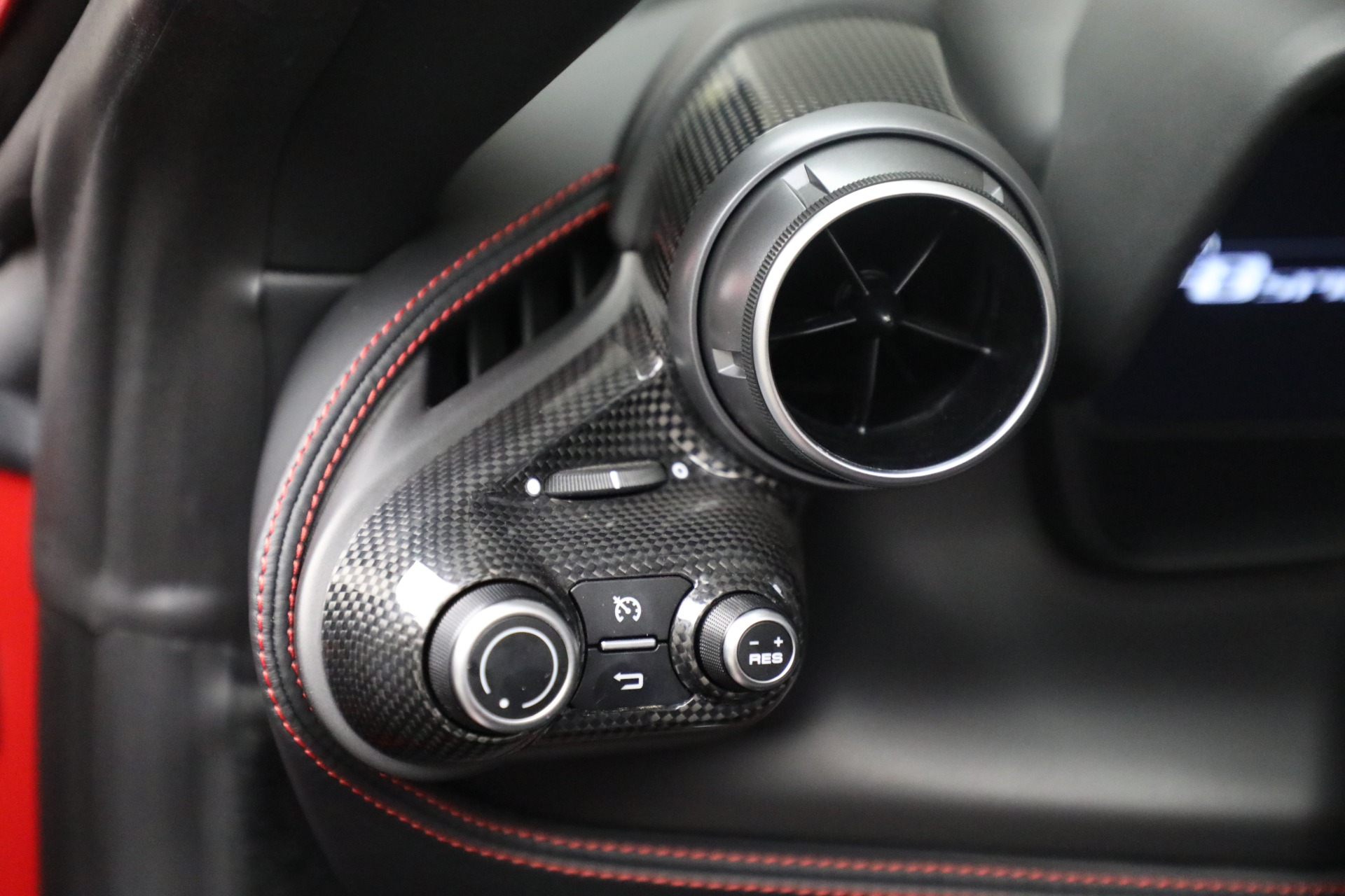 Used-2022-Ferrari-F8-Spider