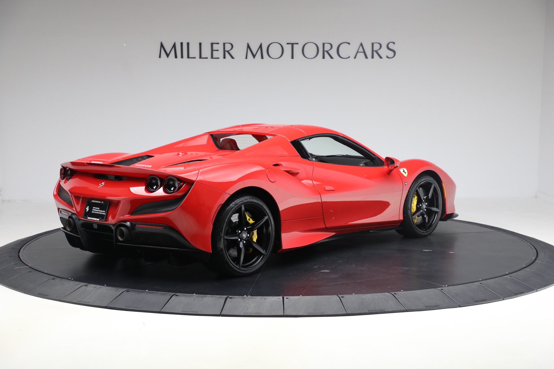 Used-2022-Ferrari-F8-Spider