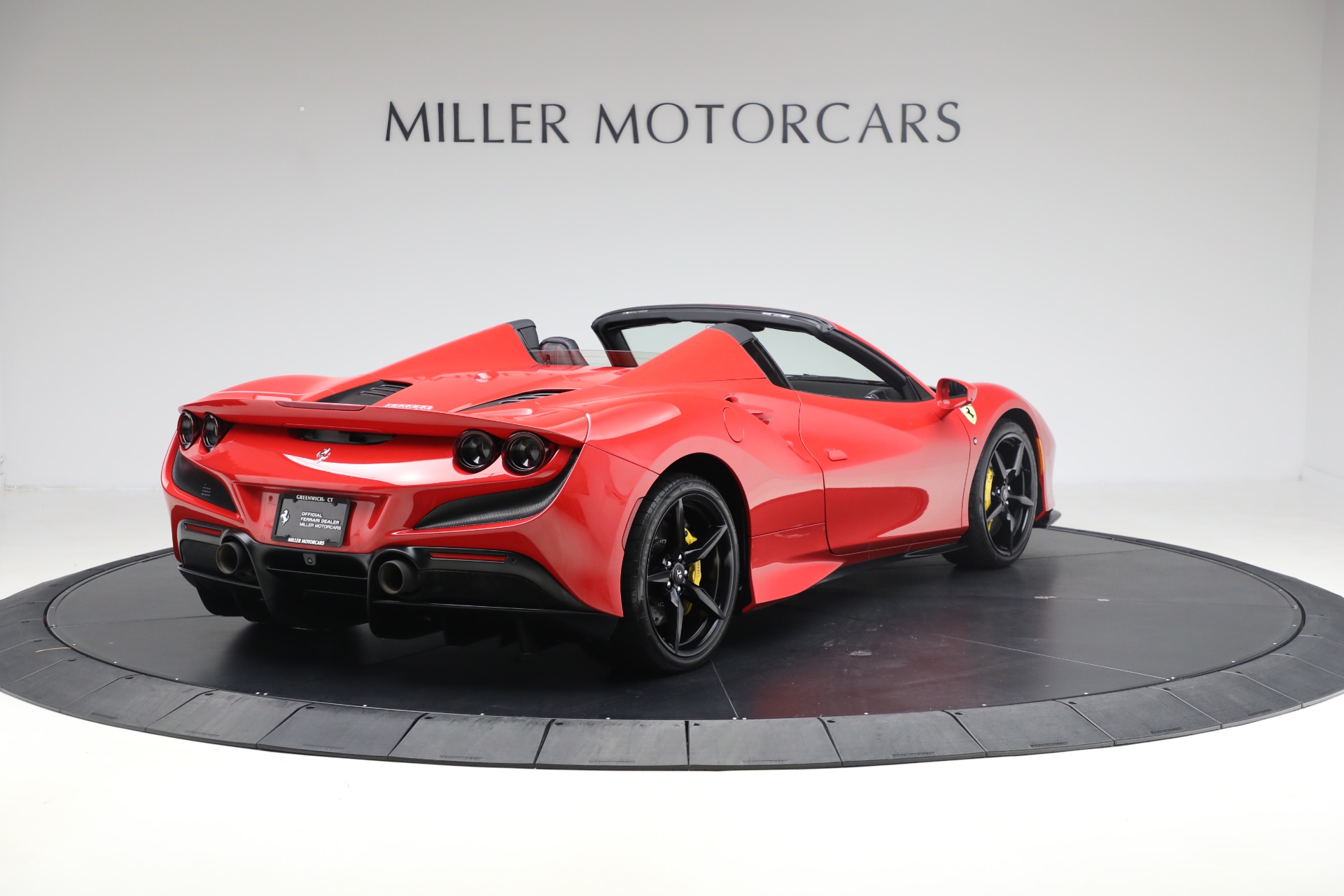 Used-2022-Ferrari-F8-Spider