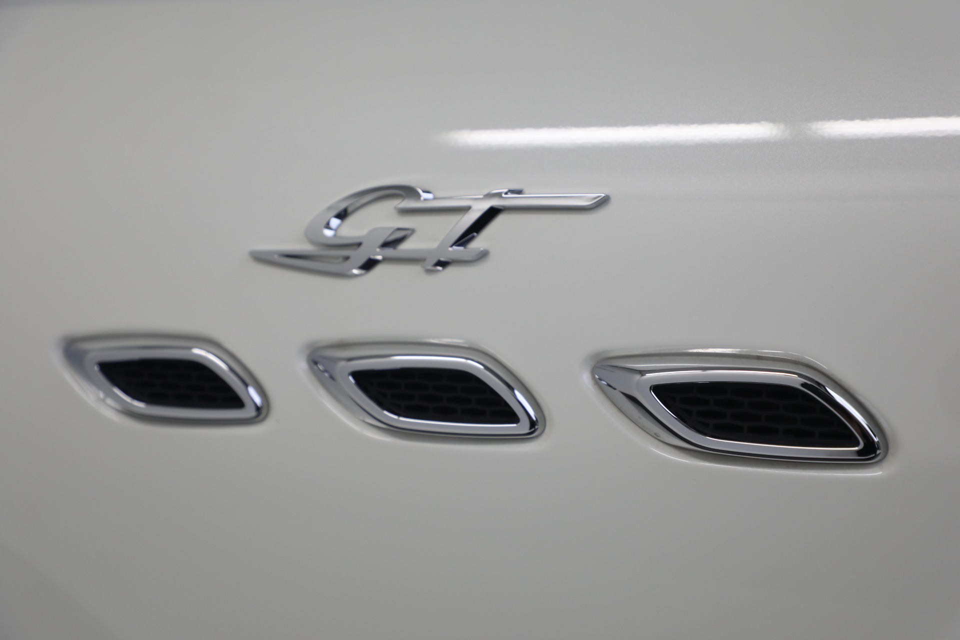 Used-2022-Maserati-Levante-GT