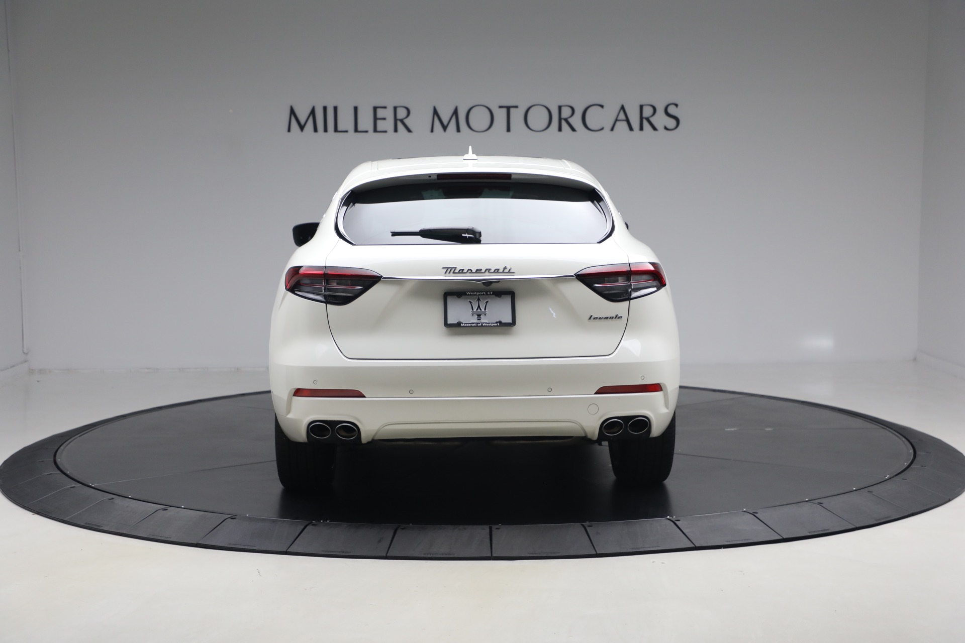 Used-2022-Maserati-Levante-GT