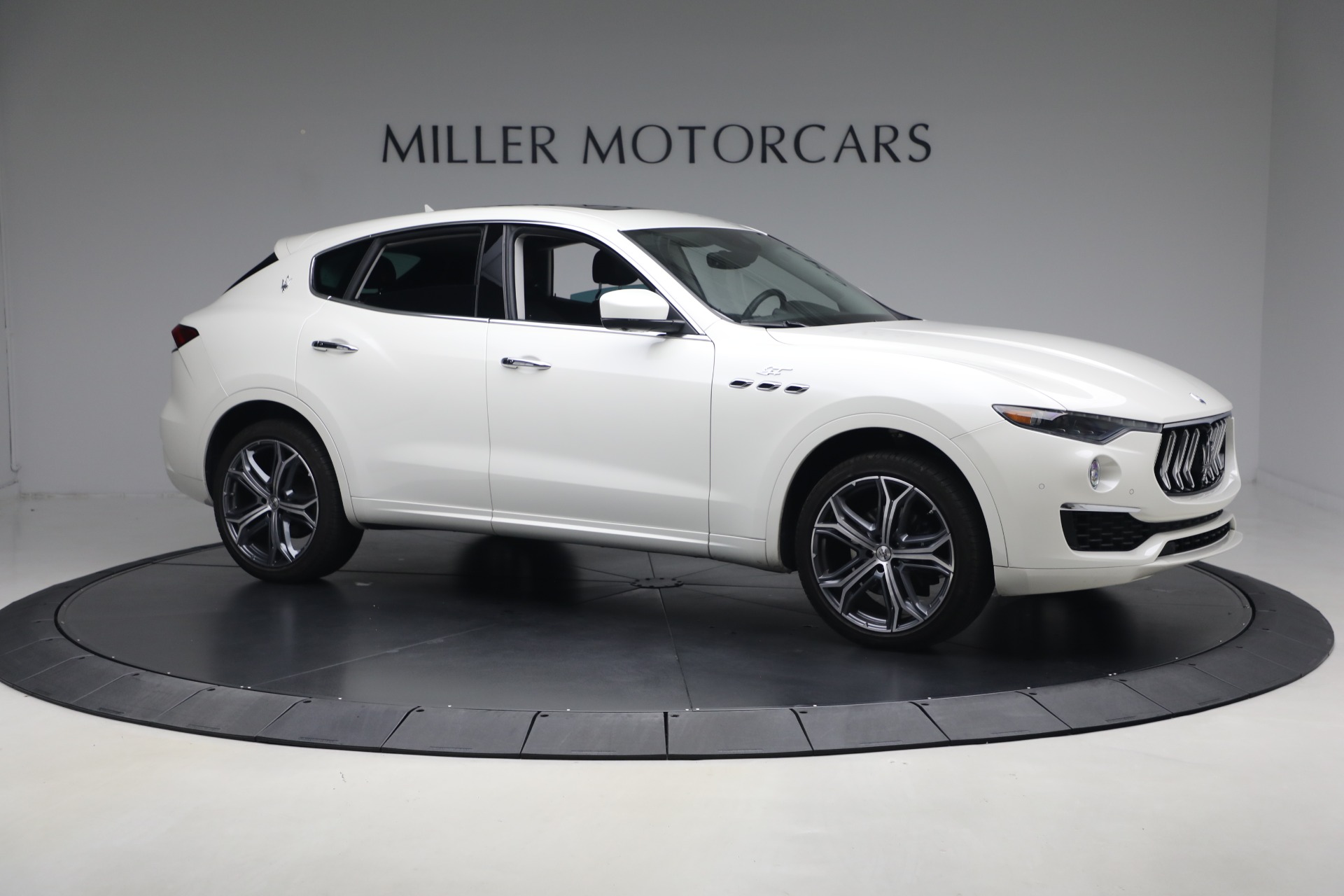 Used-2022-Maserati-Levante-GT