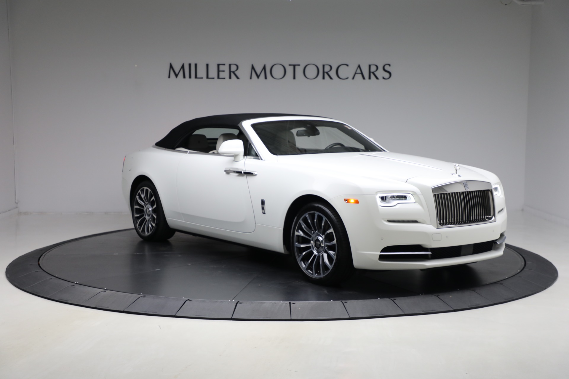 Used-2019-Rolls-Royce-Dawn