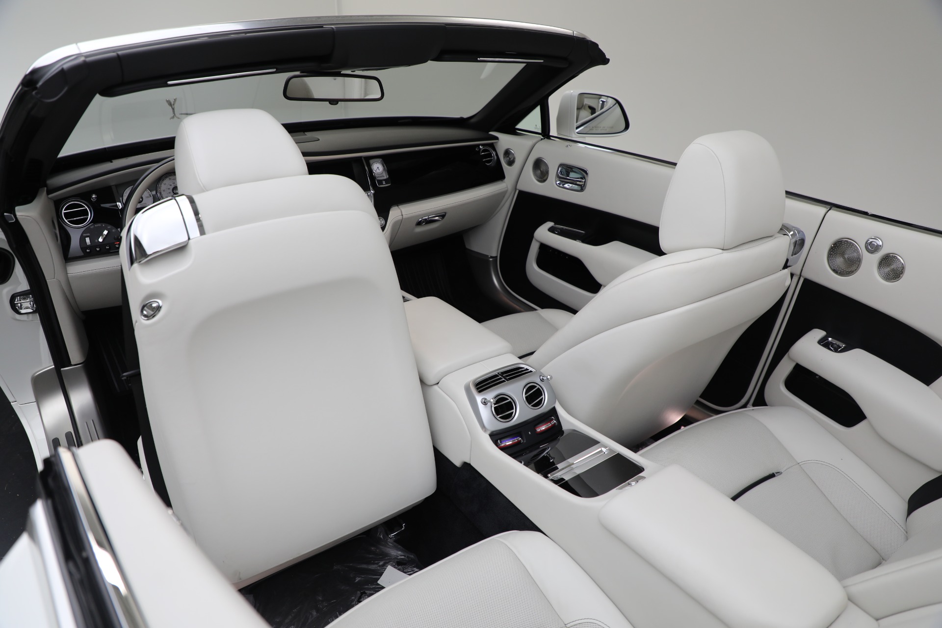 Used-2019-Rolls-Royce-Dawn