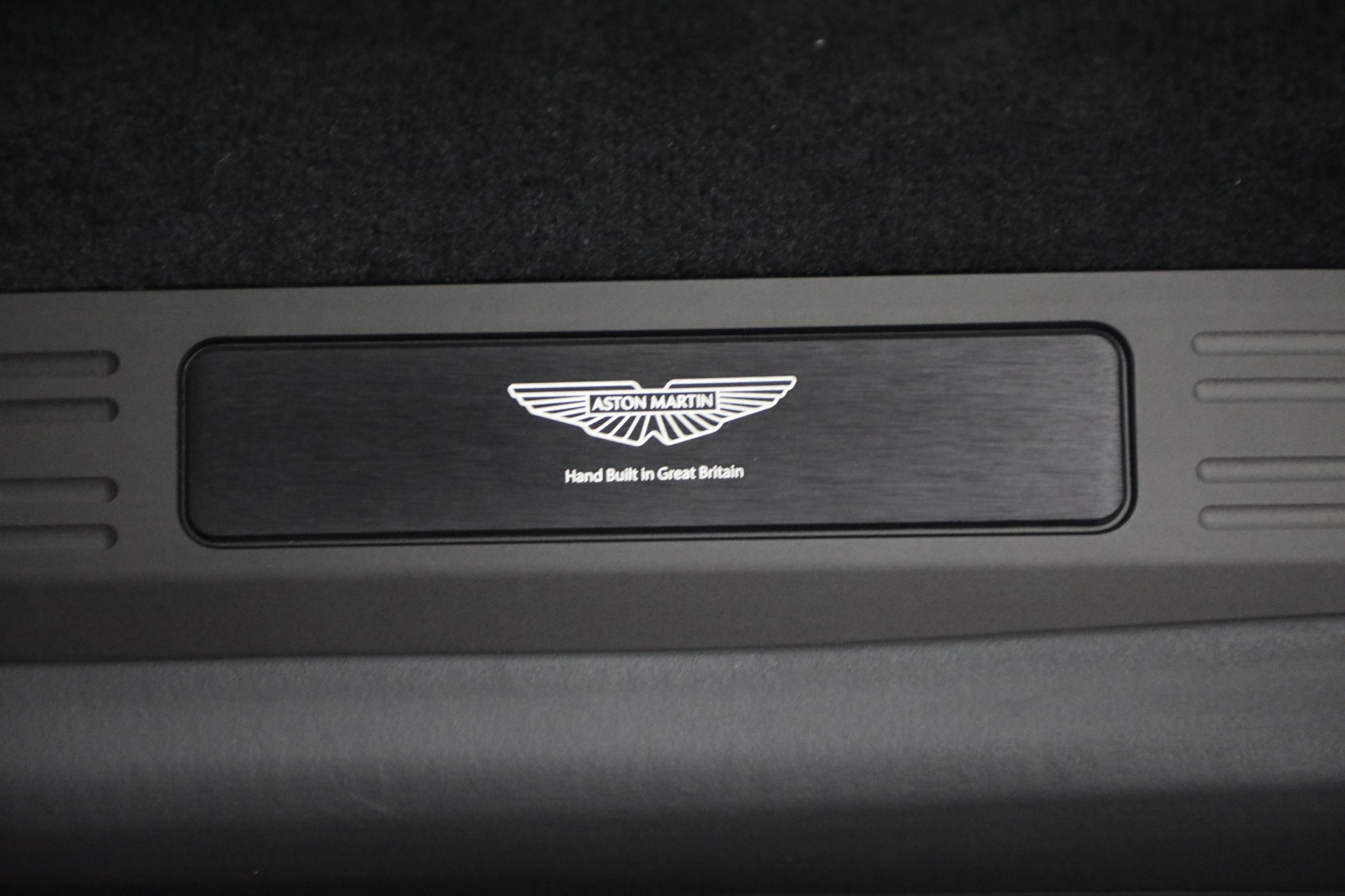 New-2026-Aston-Martin-Vantage-Roadster