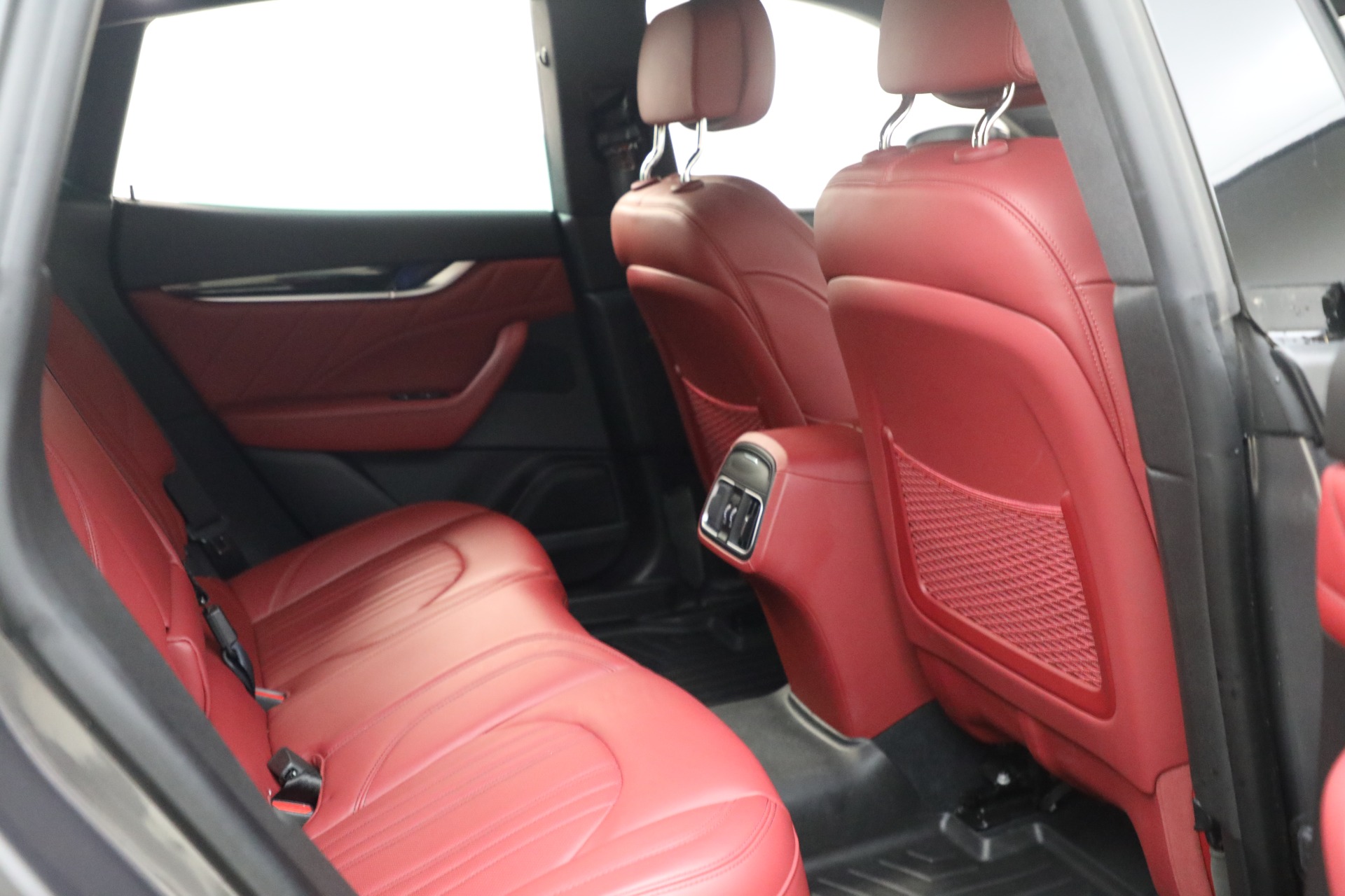 Used-2022-Maserati-Levante-GT