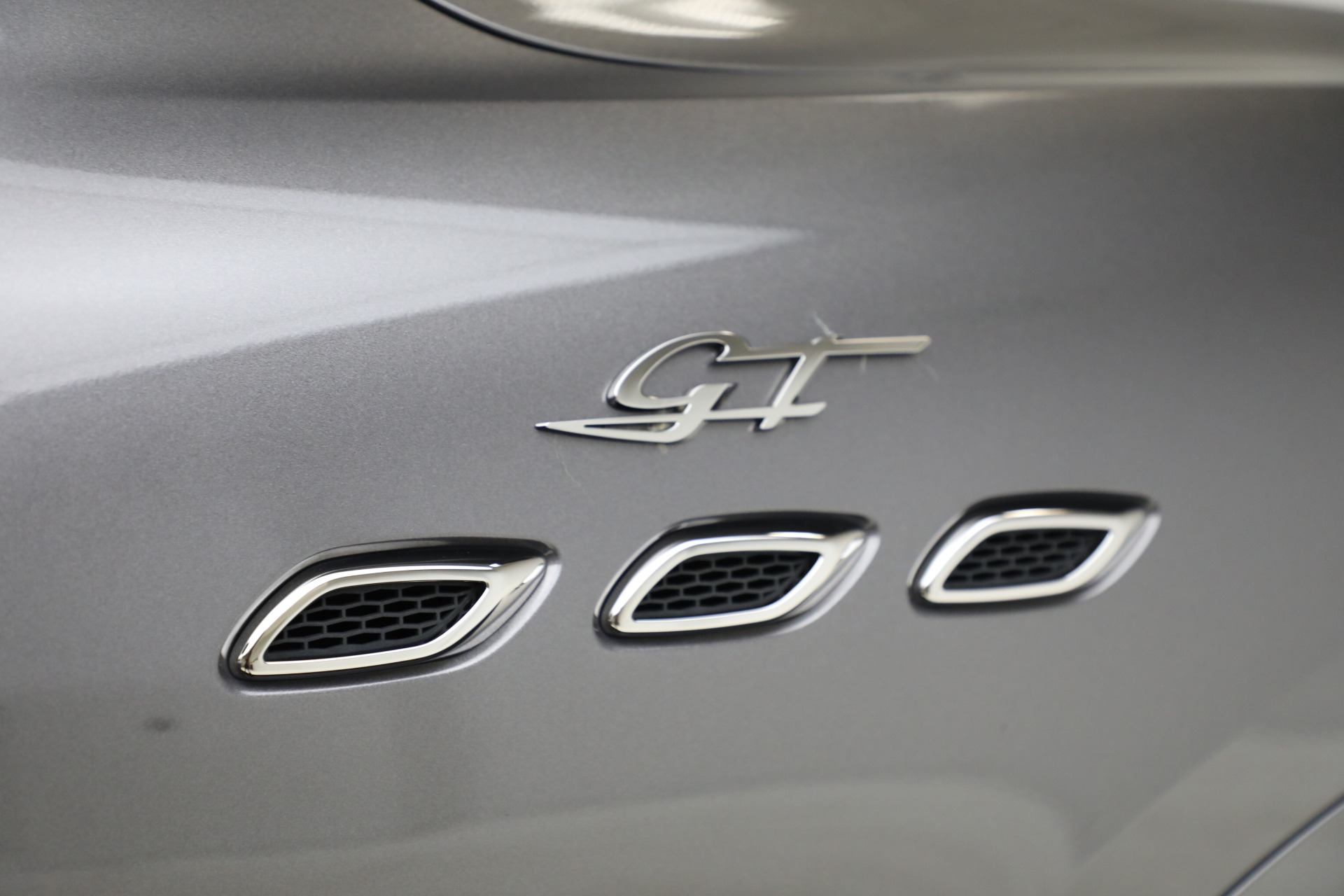 Used-2022-Maserati-Levante-GT