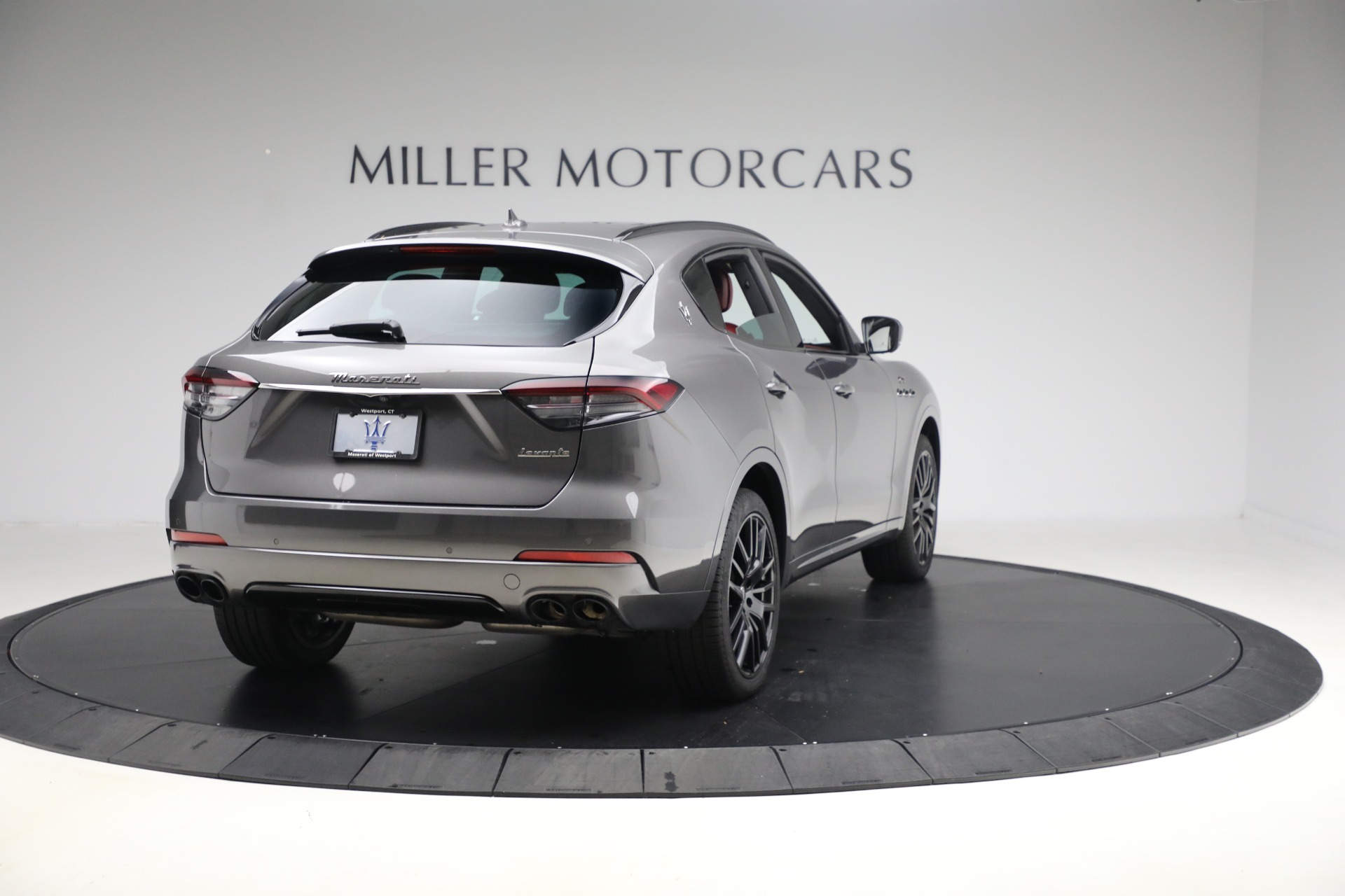 Used-2022-Maserati-Levante-GT