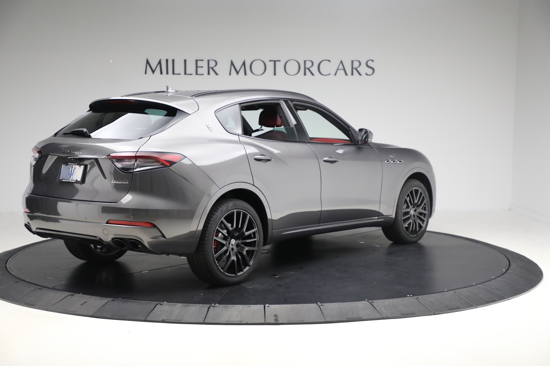 Used-2022-Maserati-Levante-GT