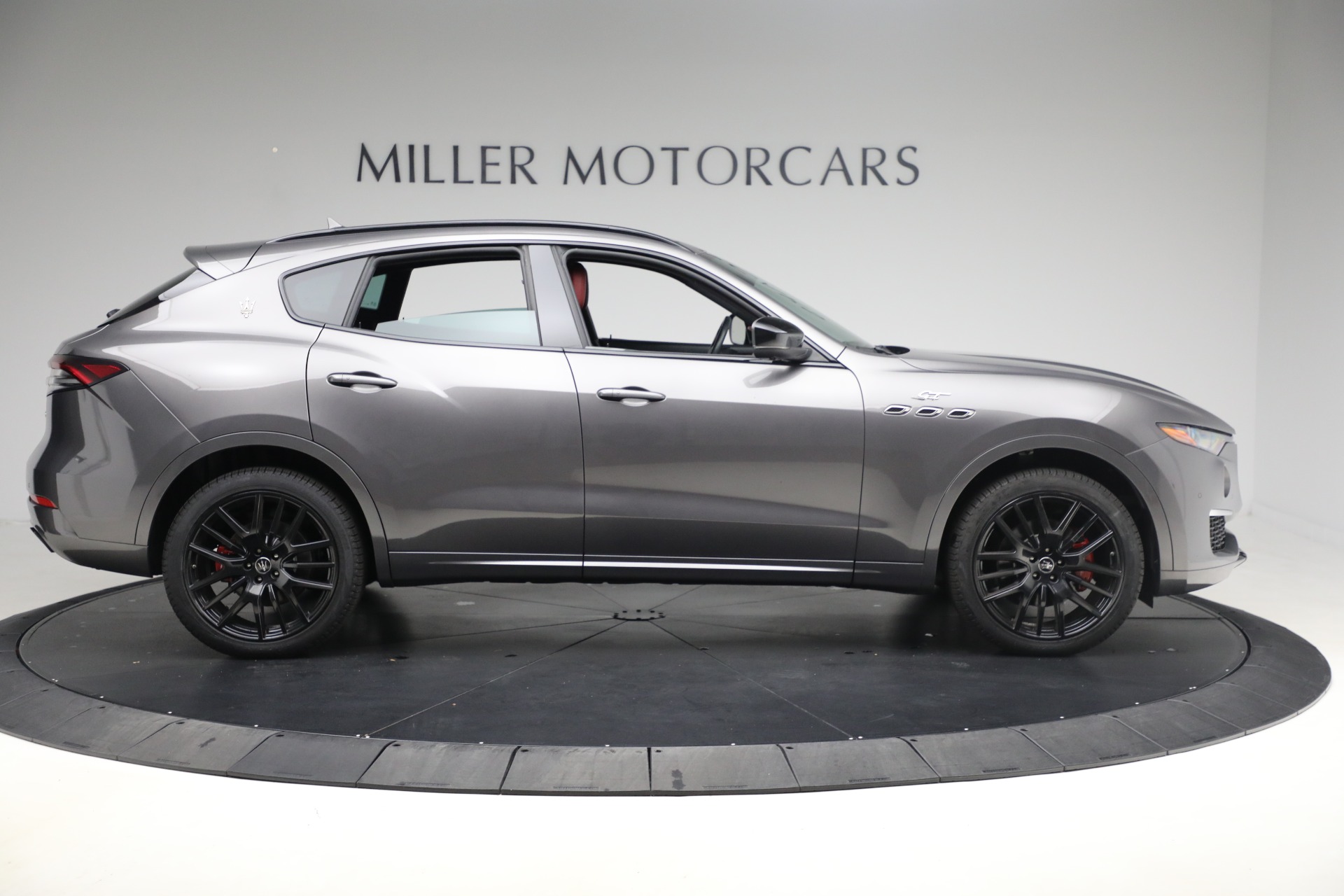 Used-2022-Maserati-Levante-GT