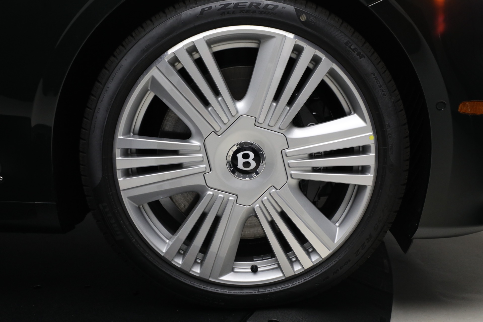 New-2026-Bentley-Continental-GTC-Azure