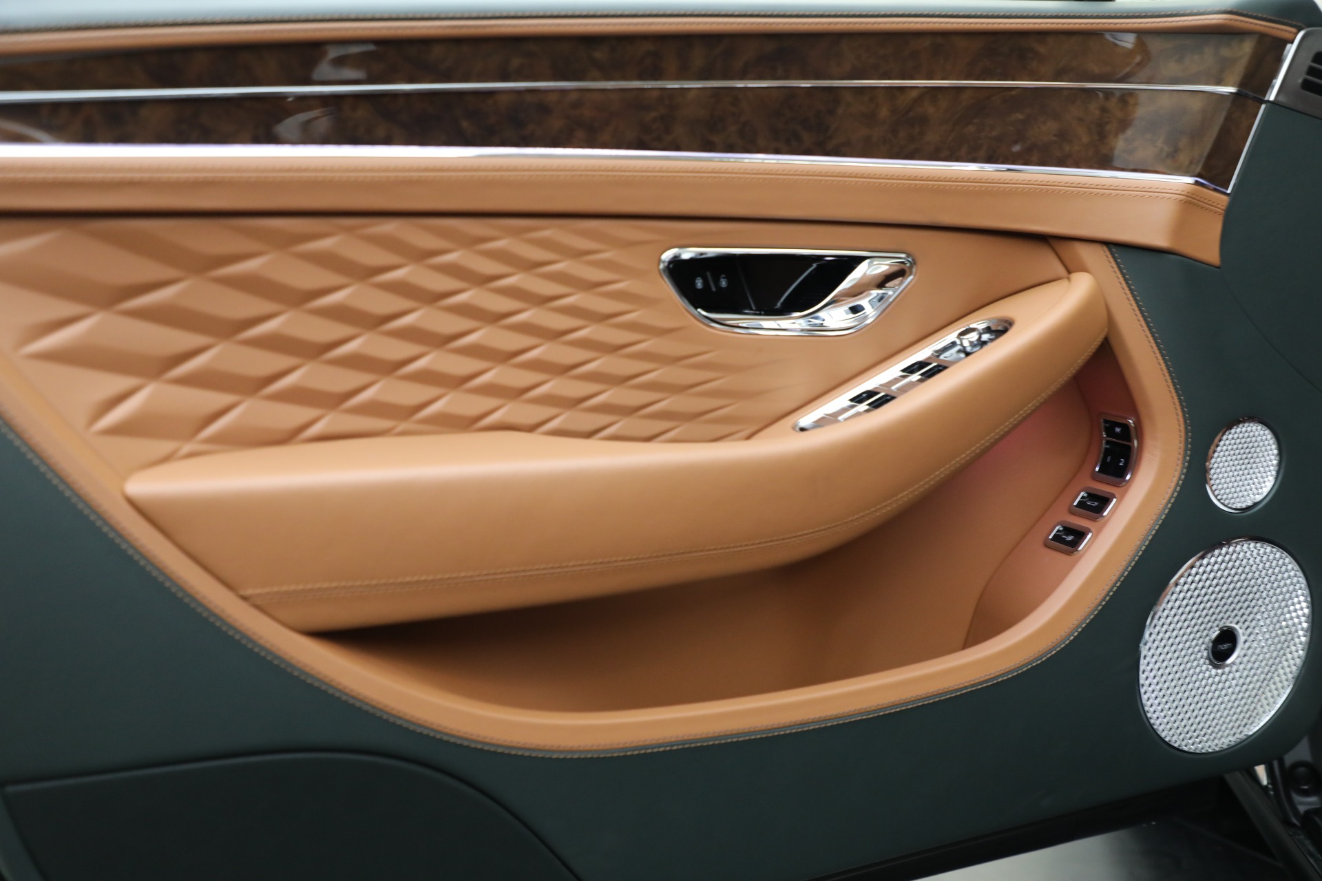 New-2026-Bentley-Continental-GTC-Azure