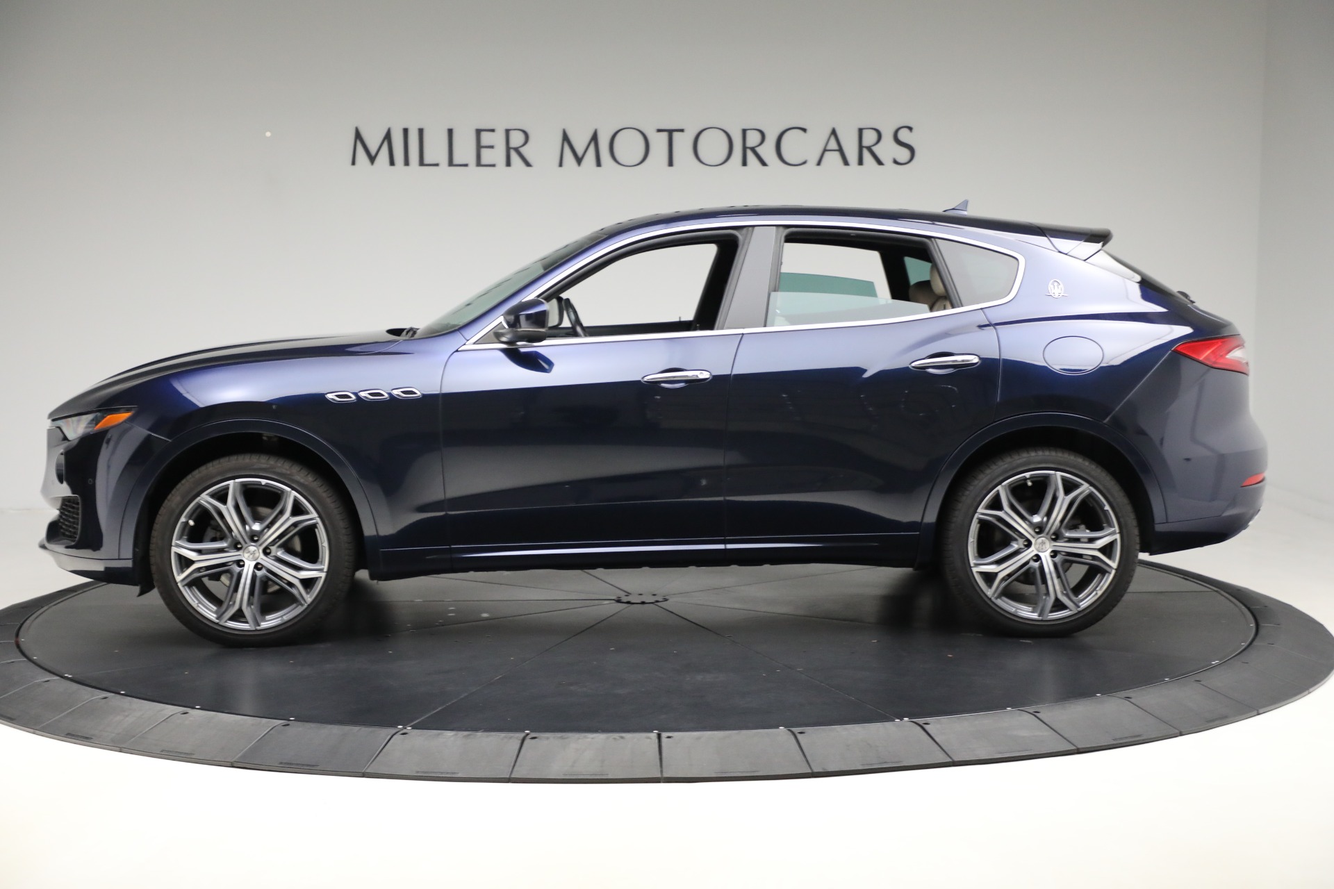 Used-2019-Maserati-Levante