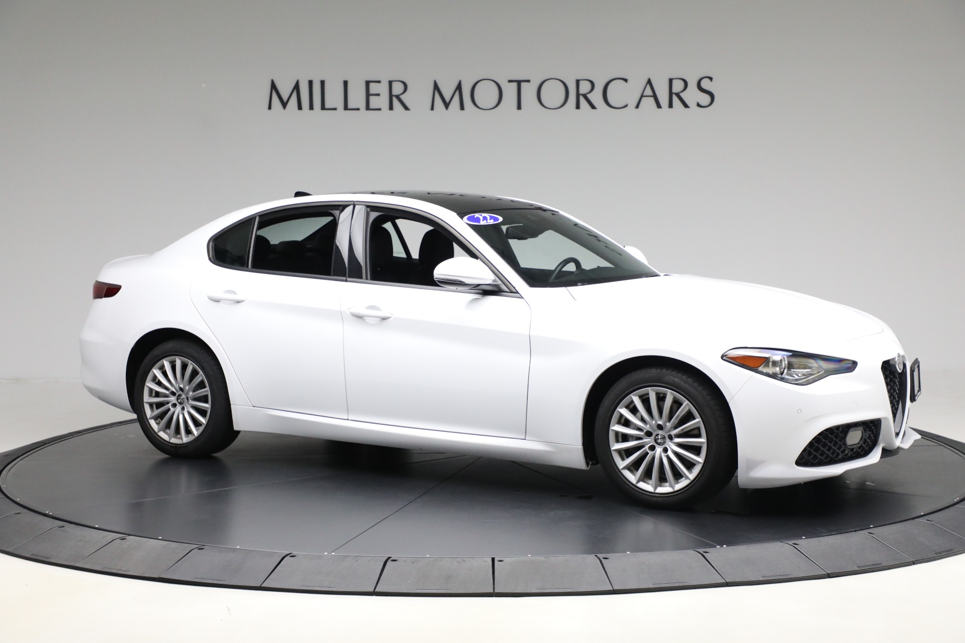 Used-2022-Alfa-Romeo-Giulia-Sprint