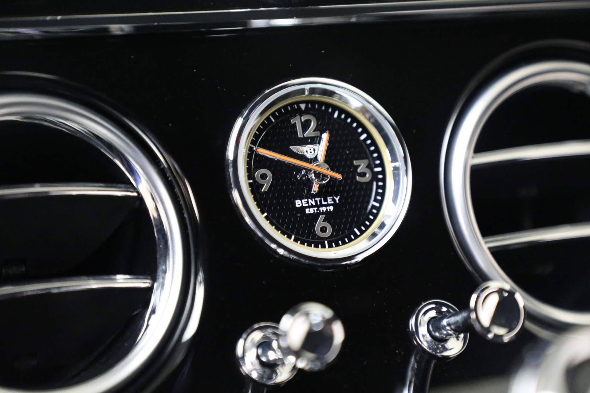 Used-2022-Bentley-Continental-GT-V8