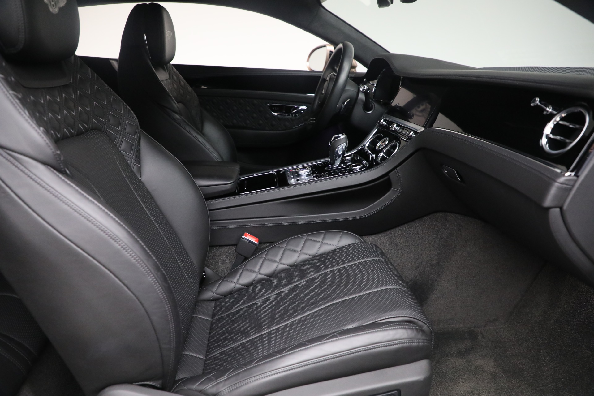 Used-2022-Bentley-Continental-GT-V8