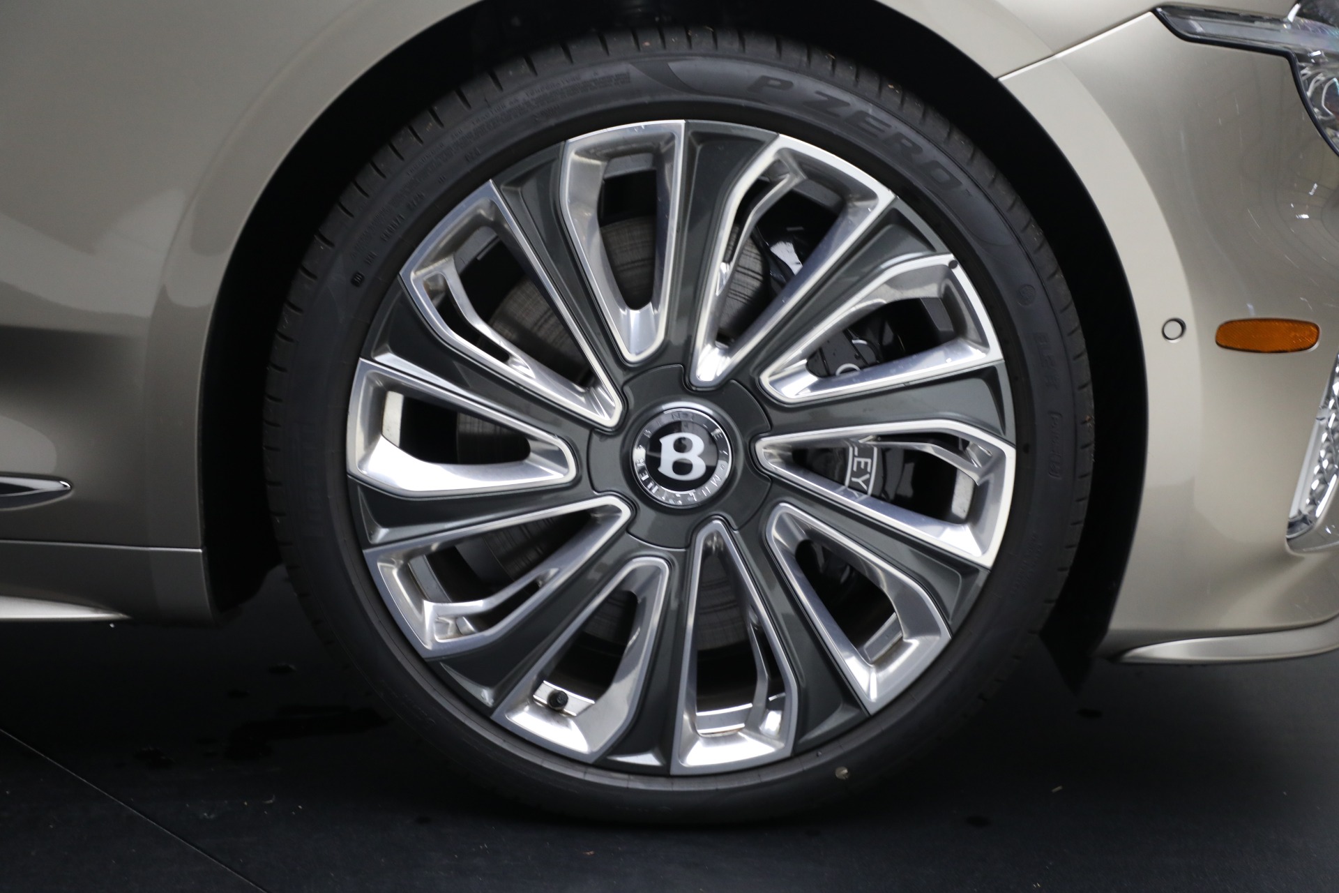 New-2026-Bentley-Continental-GTC-Mulliner