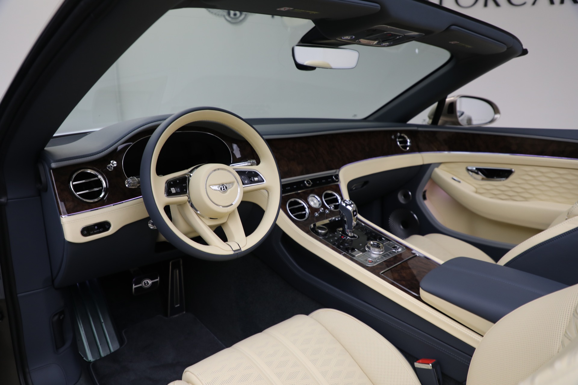 New-2026-Bentley-Continental-GTC-Mulliner