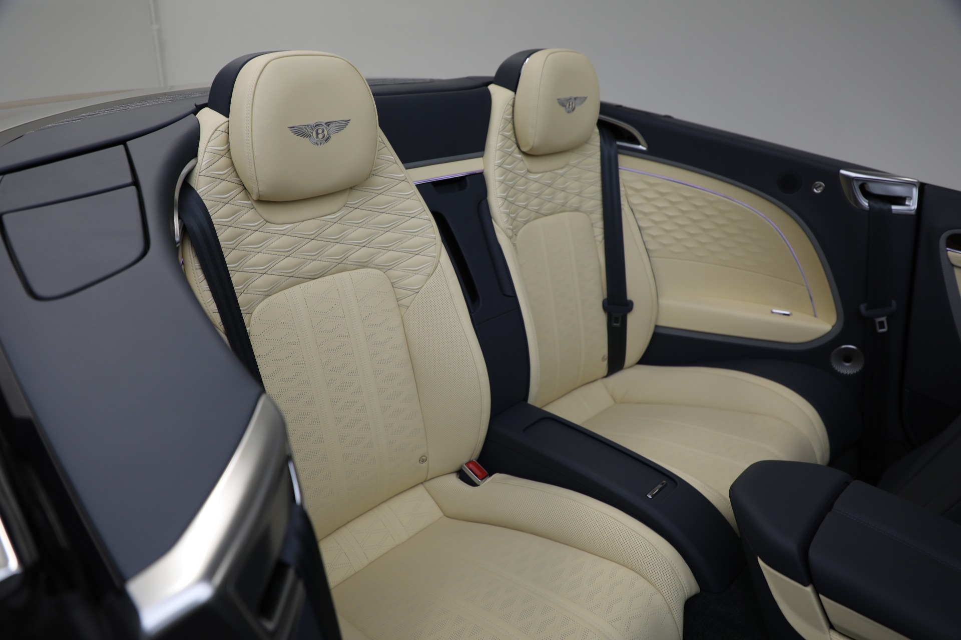 New-2026-Bentley-Continental-GTC-Mulliner