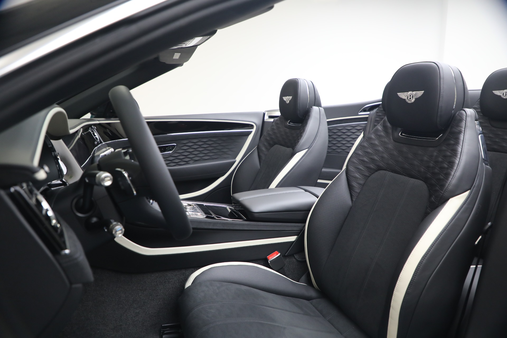 New-2026-Bentley-Continental-GTC-Speed