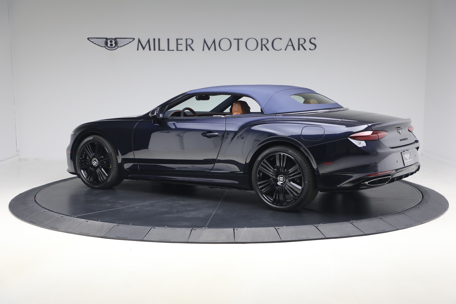 New-2026-Bentley-Continental-GTC-Azure