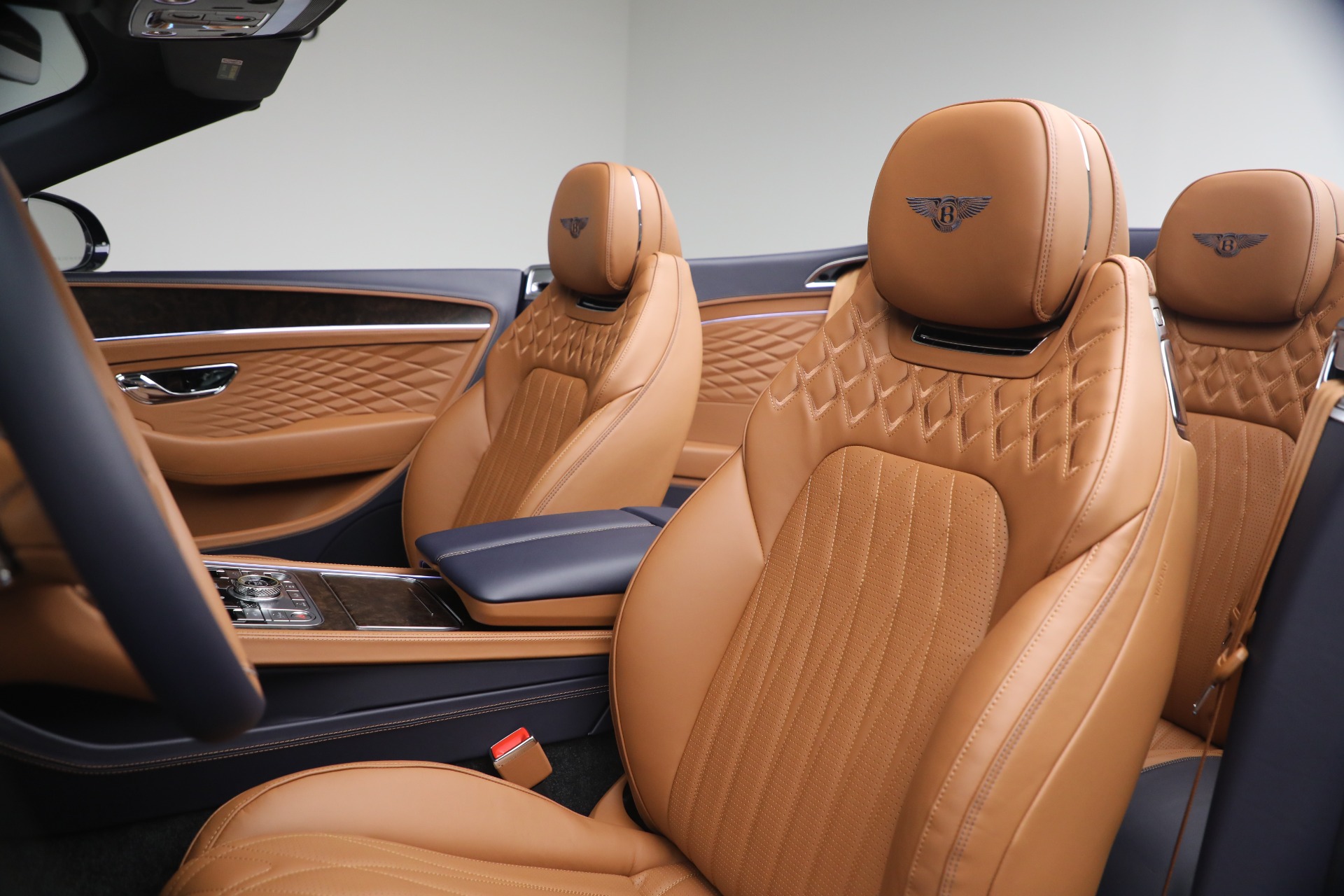 New-2026-Bentley-Continental-GTC-Azure